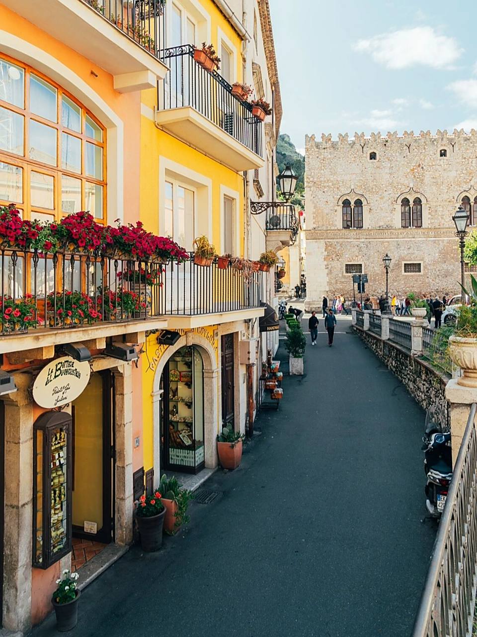 旅行攻略 | 陶尔米纳9495西西里最美小镇 95陶尔米纳是西西里岛