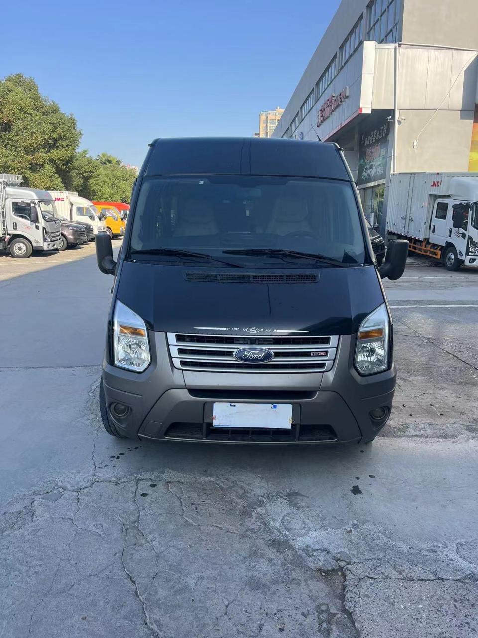 9座:17年10月福特全顺新世代:9座:17年10月福特全顺新世代!