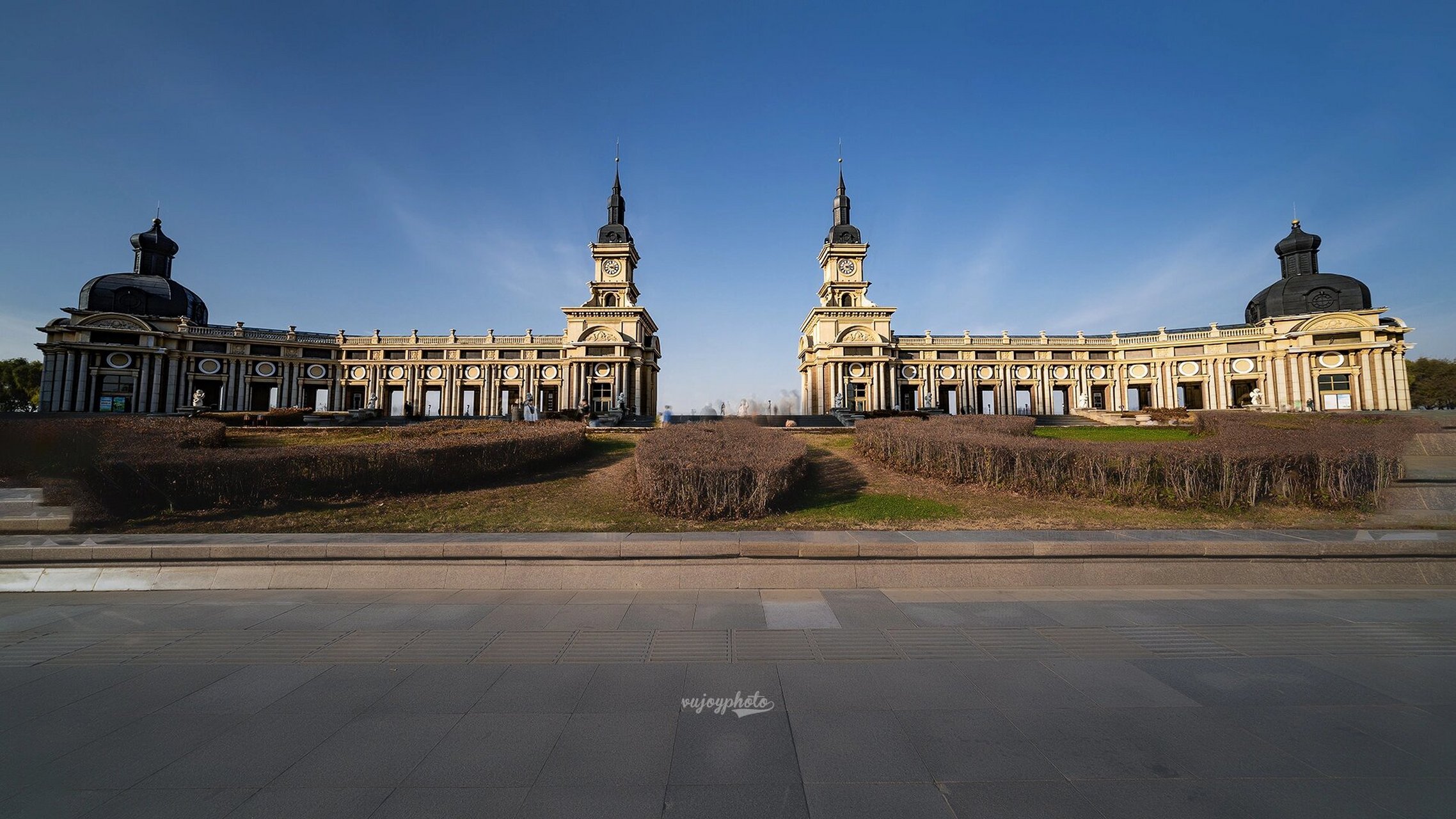 超广角镜头下的哈尔滨音乐长廊9715你见过吗 这里各种各样的人像