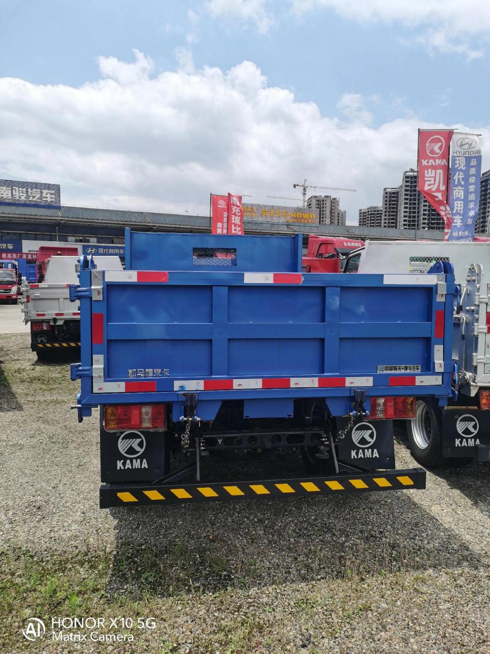 凯马汽车:蓝牌.