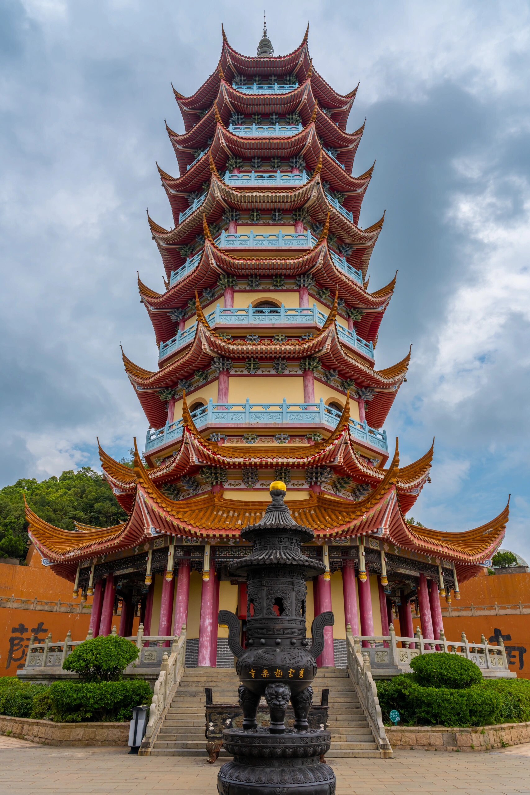 舟山岱山岛慈云极乐寺