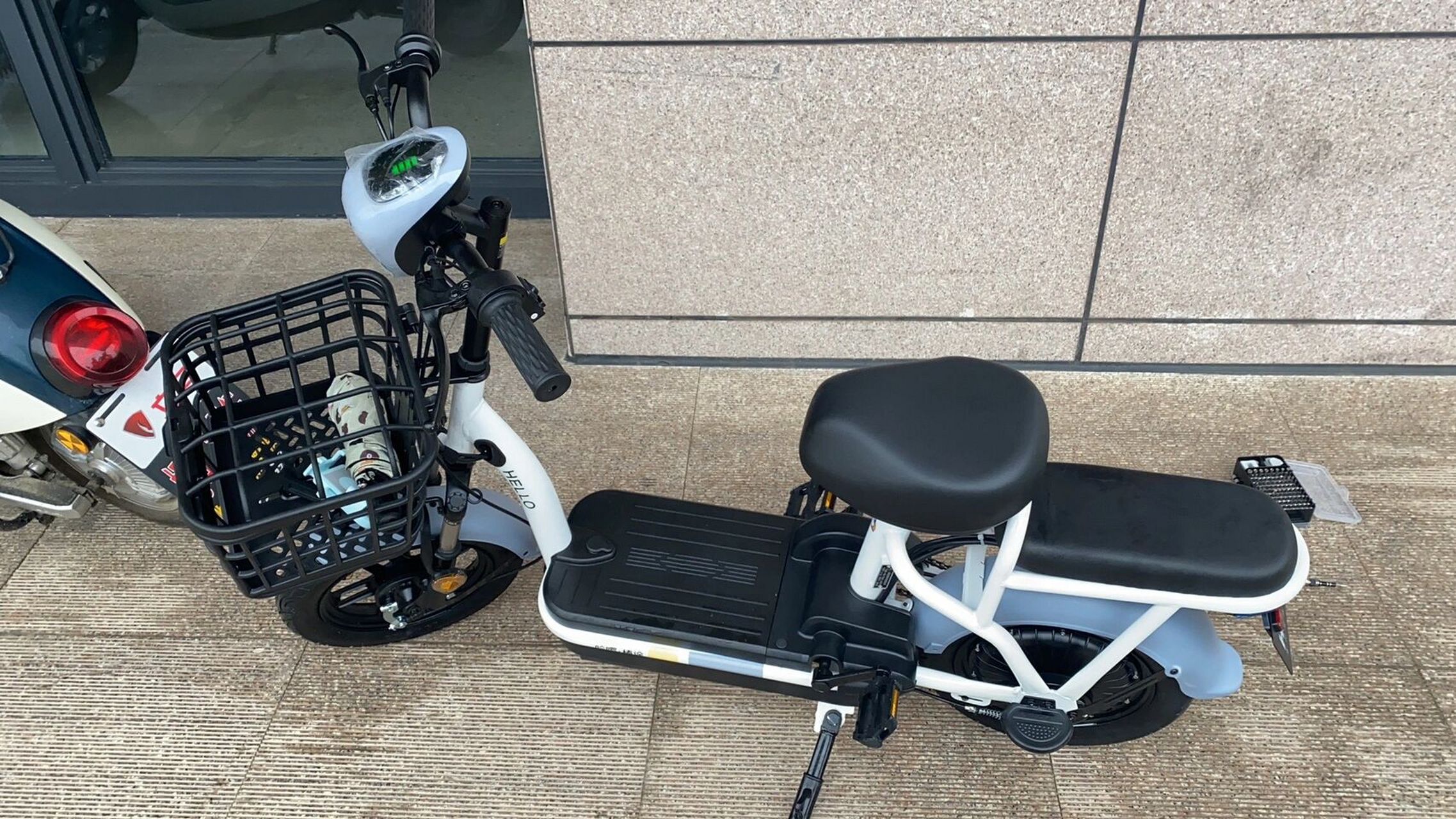 哈啰h16电动车|解除超速滴滴声    刚刚收到车的第一天晚上,就想着