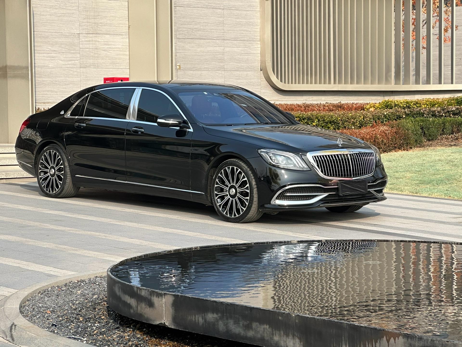 最新到店:2021年奔驰迈巴赫s450l典藏版,36000公里,原版原漆,带车衣