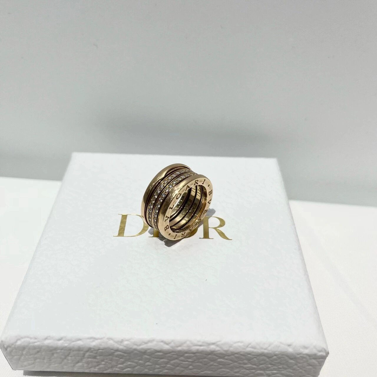 满钻弹簧戒指经典螺旋戒指55码玫瑰金 7515 宝格丽满钻弹簧戒指 b