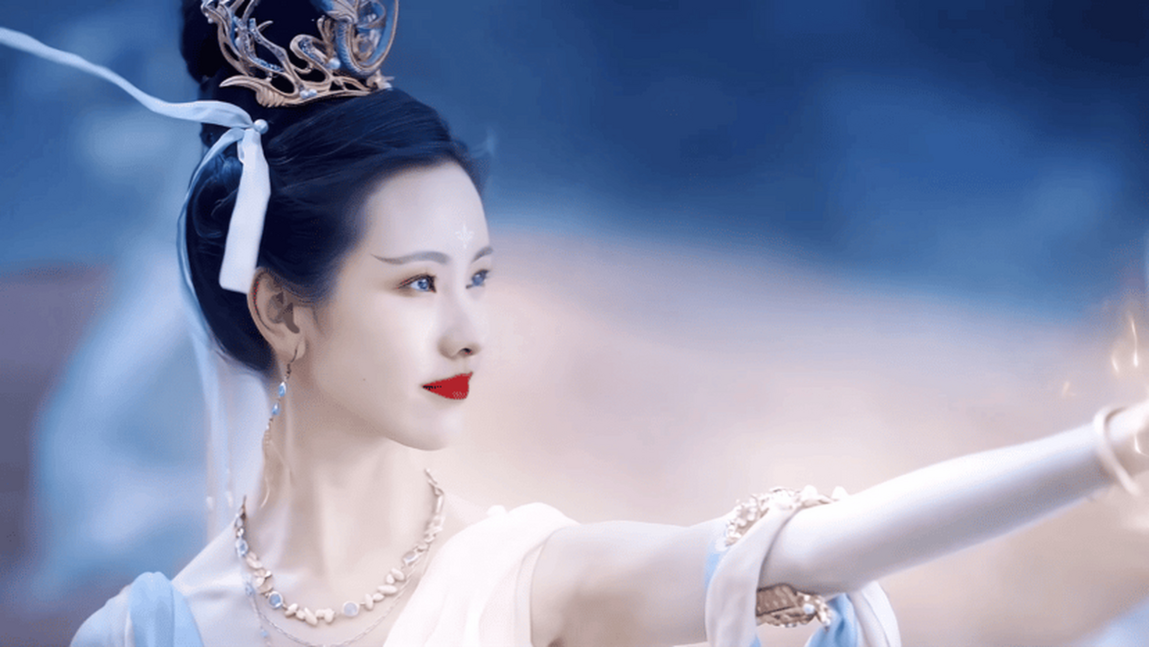 陈都灵长月烬明@陈都灵叶冰裳  一波嘟嘟@陈都灵 的绝美动图来啦