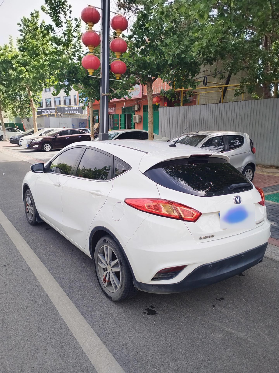 15年长安逸动xt 最美两厢轿跑车型 全车原版 手动挡最高配 大屏导航