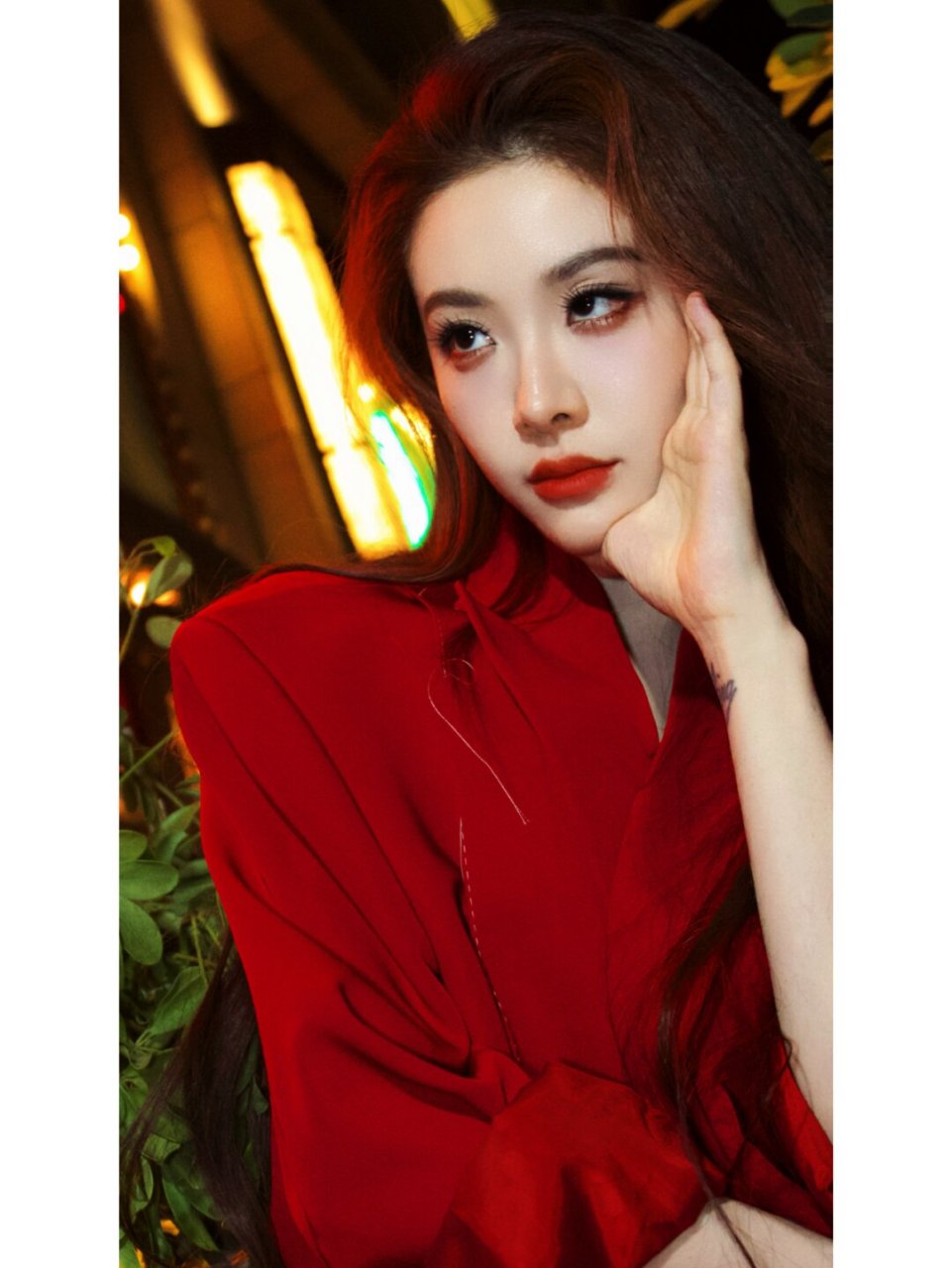 喻言跨年直播公开怼粉,自增黑事件宠粉人设崩塌,扎心的喻言言论让喻言