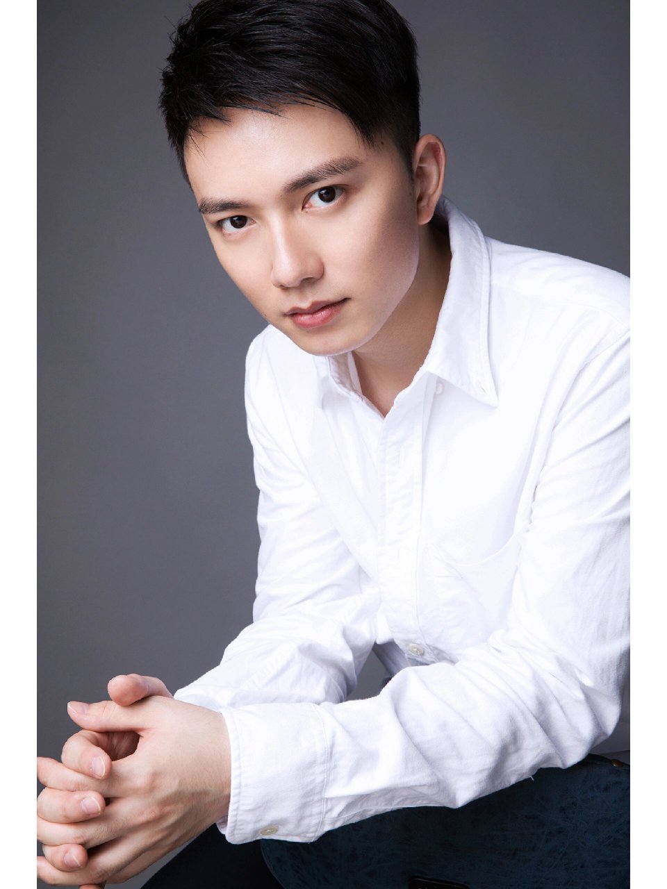 干净利落不油腻的男士形象照‖男士商务肖像  	 今天是男孩子的专场!