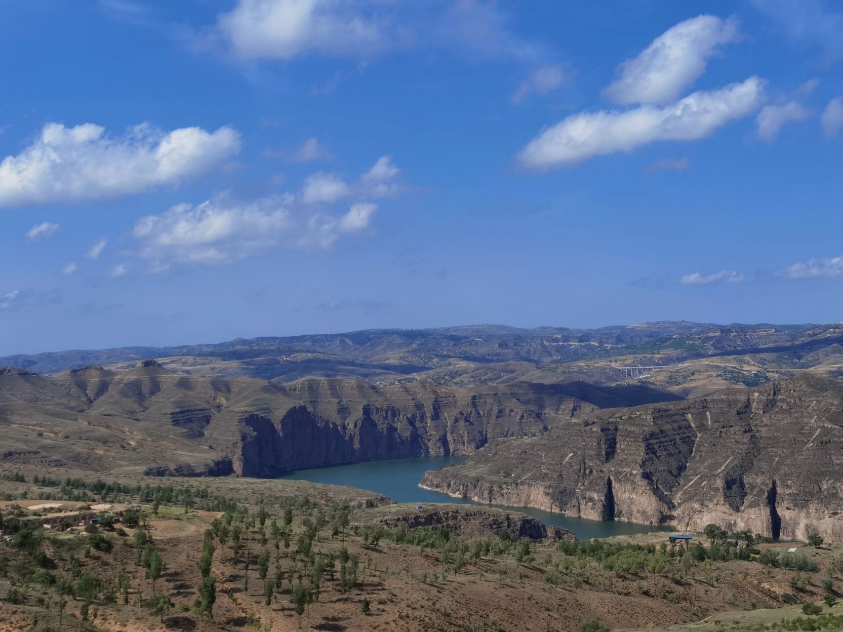 黄河大峡谷～鄂尔多斯准格尔旗 07路过准格尔黄河大峡谷～太极湾