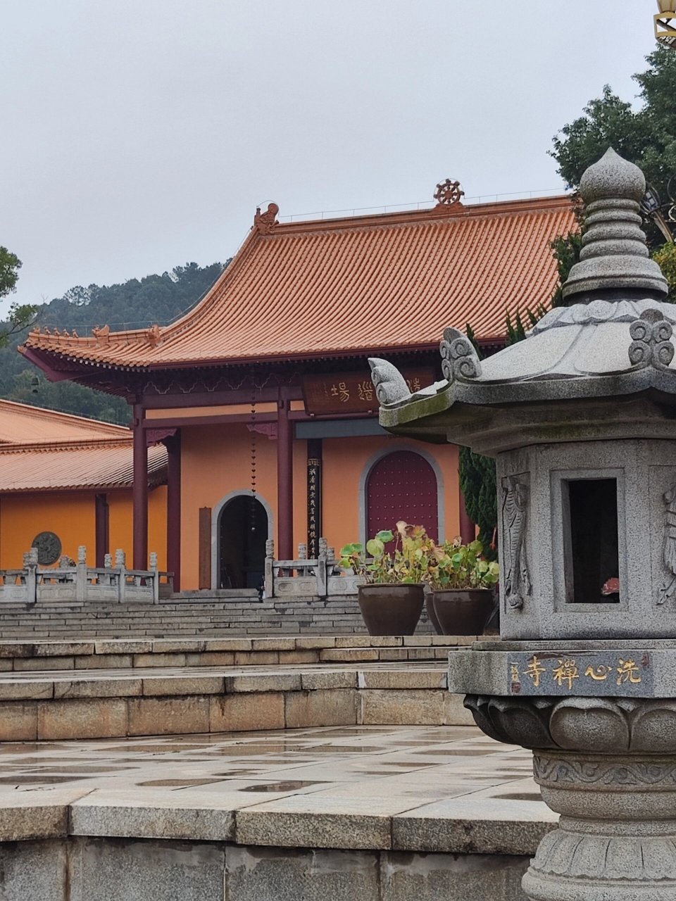 长沙洗心禅寺 05位于长沙市望城区洗心路,公交357路可达 93无需