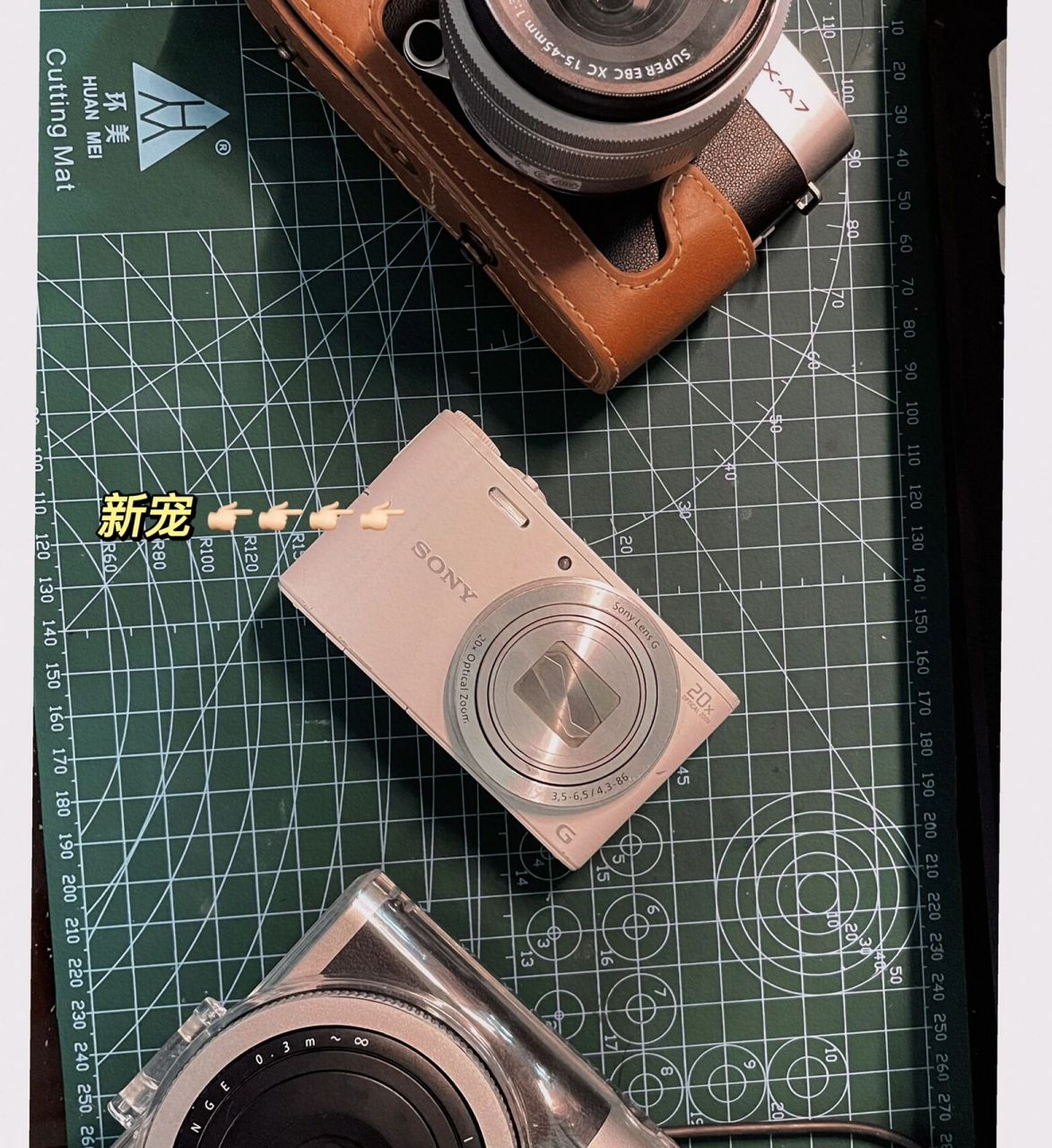 索尼wx350真的好看 长焦牛牛哒 拍月亮真的好用,小小的一个带出去也