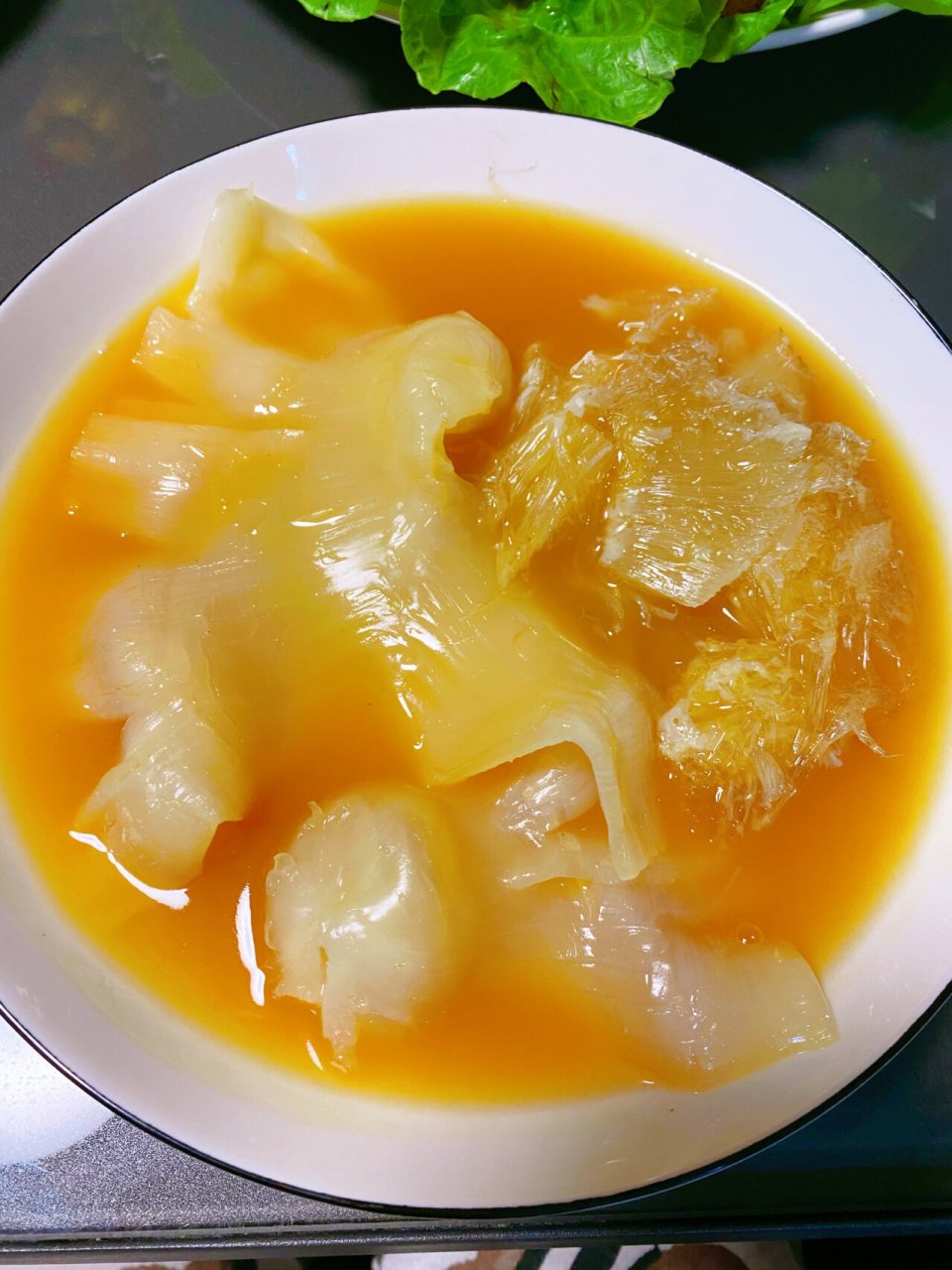 鸡汤花胶鱼翅羹 附上花胶鱼翅泡发做法 今天用的是12头花胶,用以下