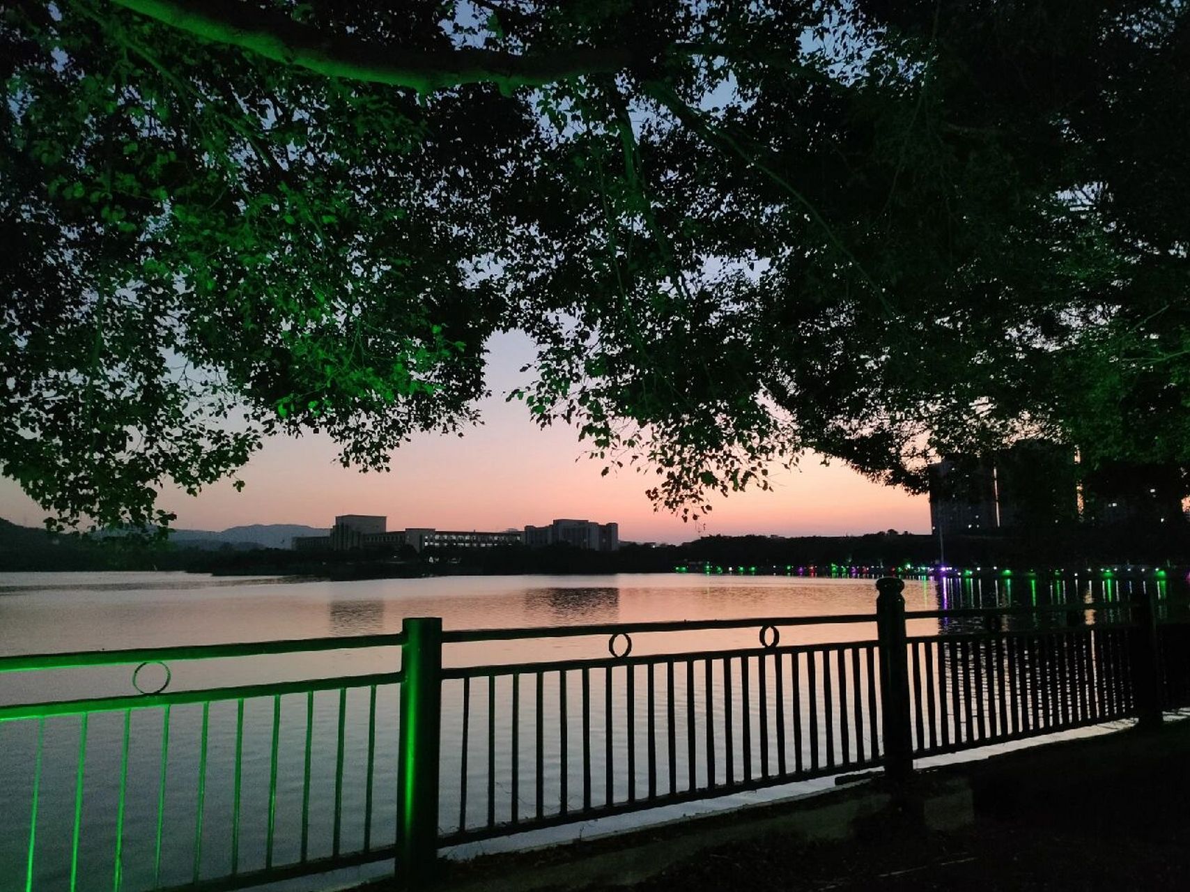 仰恩大学欢迎你们 93!