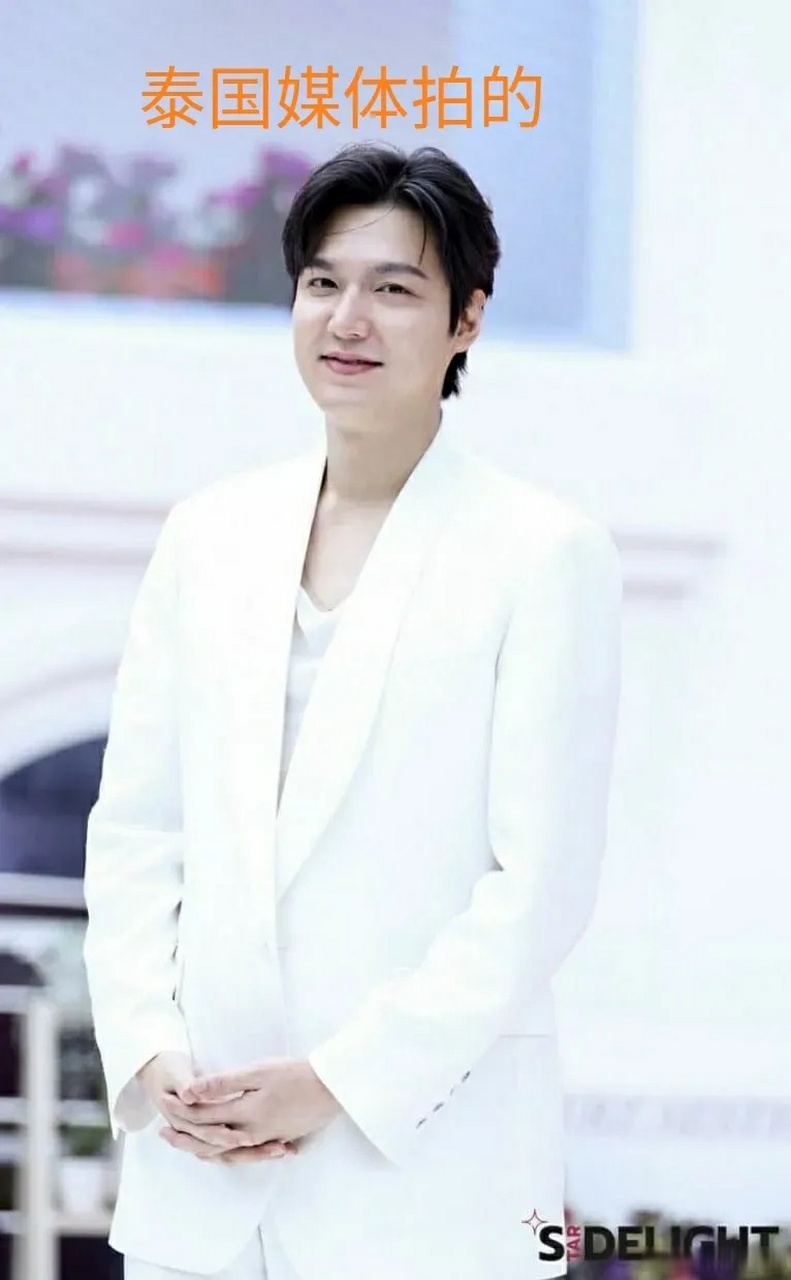 泰媒,泰粉,韩媒,韩粉拍的李敏镐的四张照片对比,韩国粉丝拍的为什么又