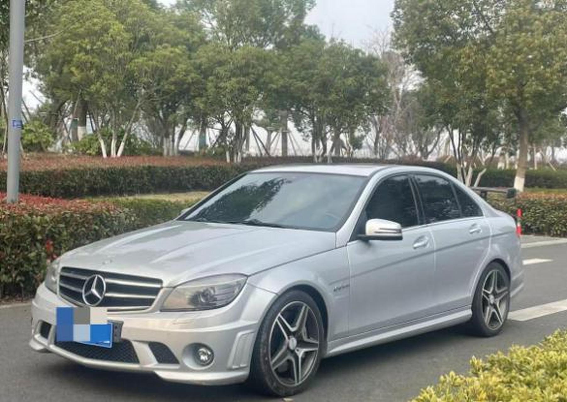 奔驰amg c63报价图片