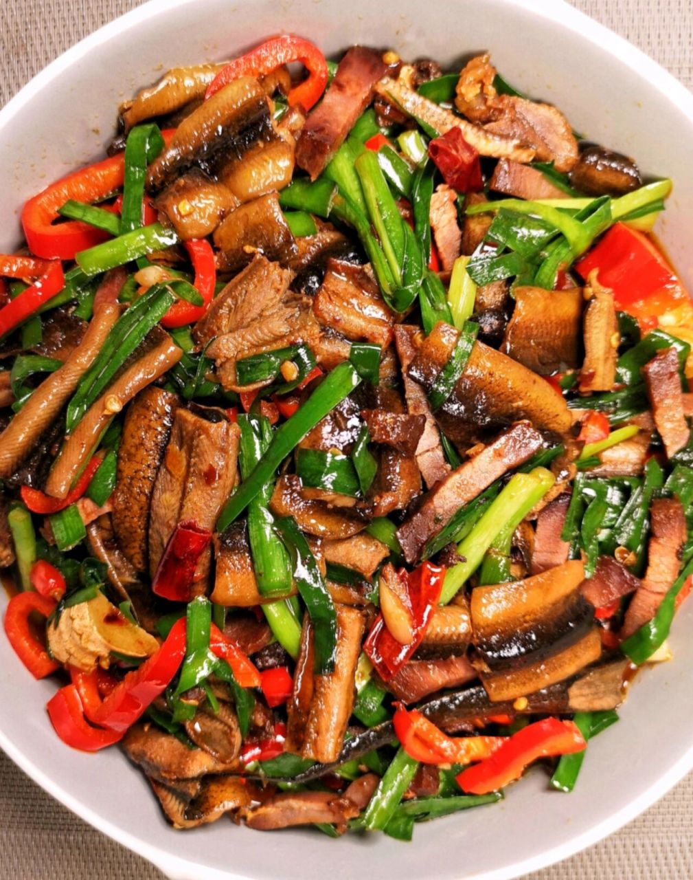 这道家常小炒97爆炒鳝鱼,好吃到难以拒绝 有些94食材与食材之间