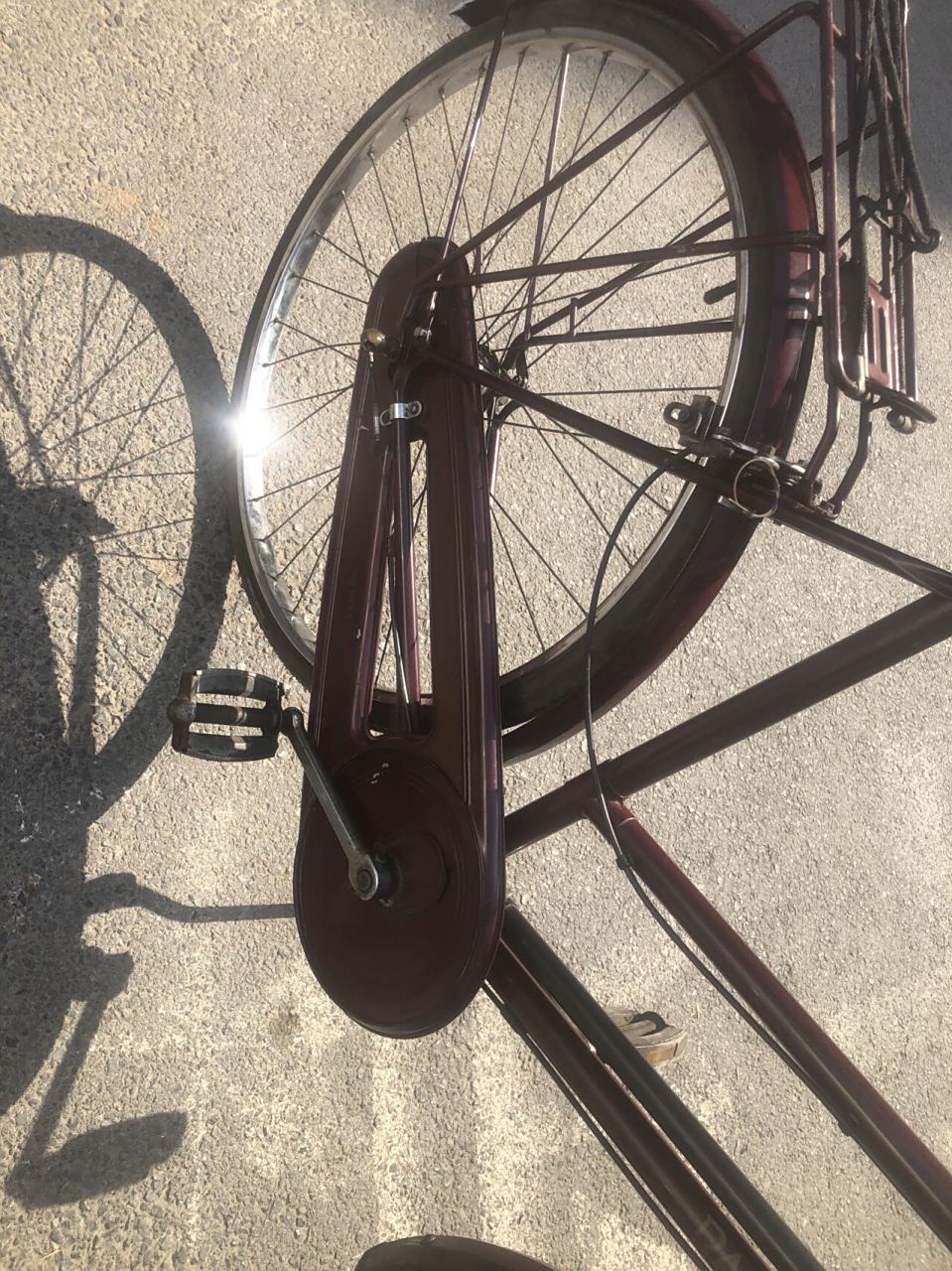 英国凤头自行车 84年产的《紫凤》,又称《港凤》26大小的女车,红色