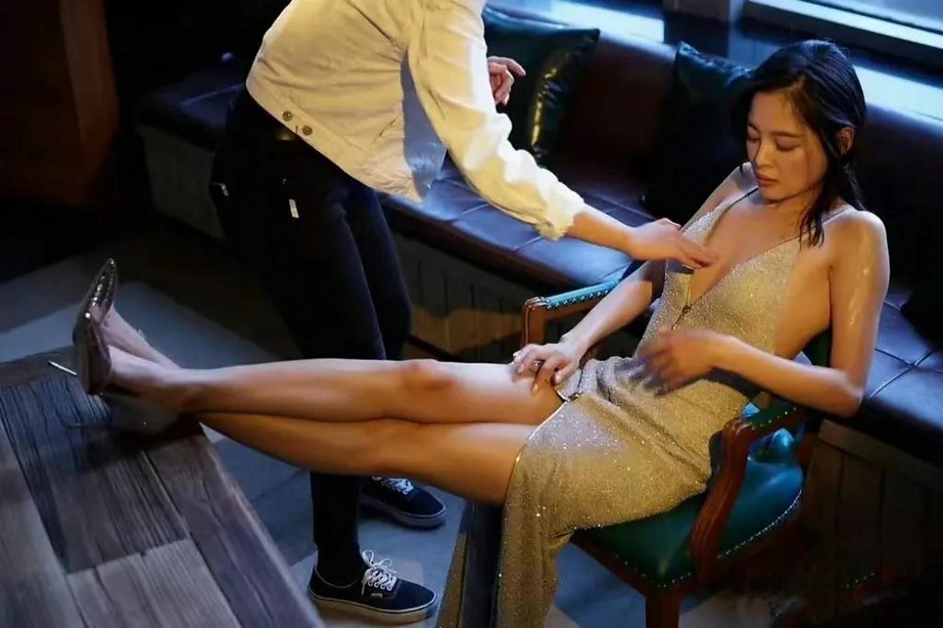 辛芷蕾—最新大片!