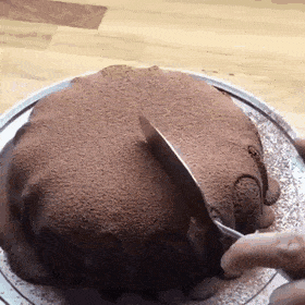 我现在知道烘焙里常用的"流心"是什么意思了   .