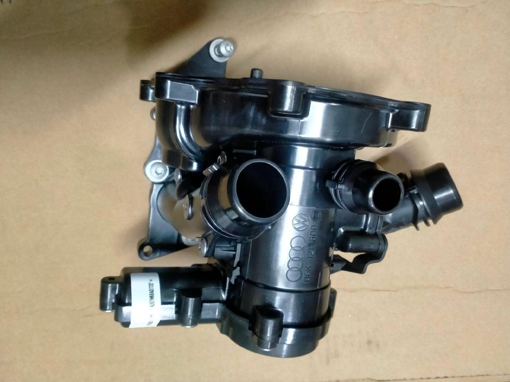 18年奥迪q5,三代ea888水温高,更换原装电子水泵节温器.