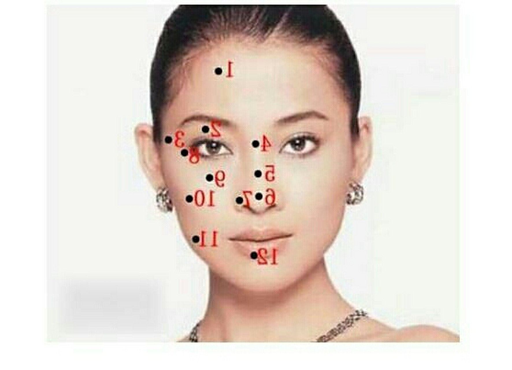 女人脸上哪些痣必取 女人脸上哪些痣必取 卧蚕有痣运气不佳 人中位置
