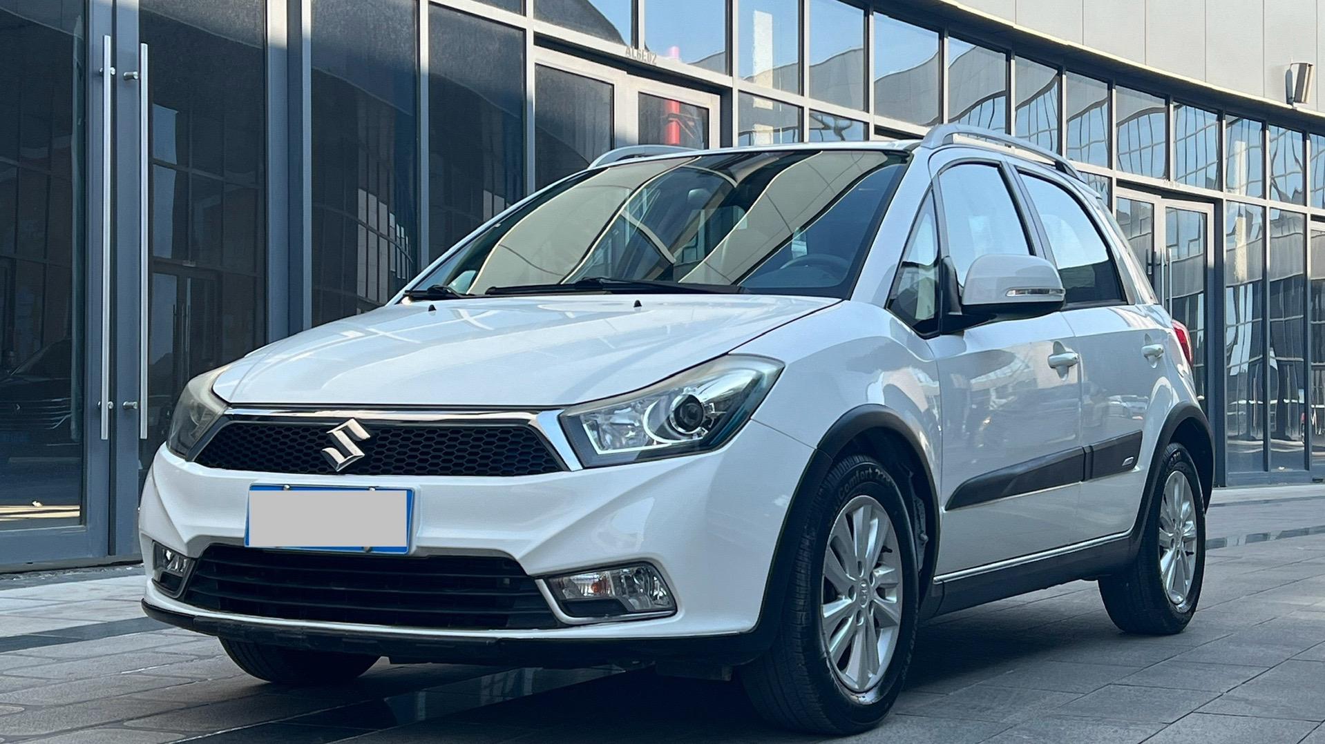 13年铃木天语sx4一台,1.6自动酷锐型