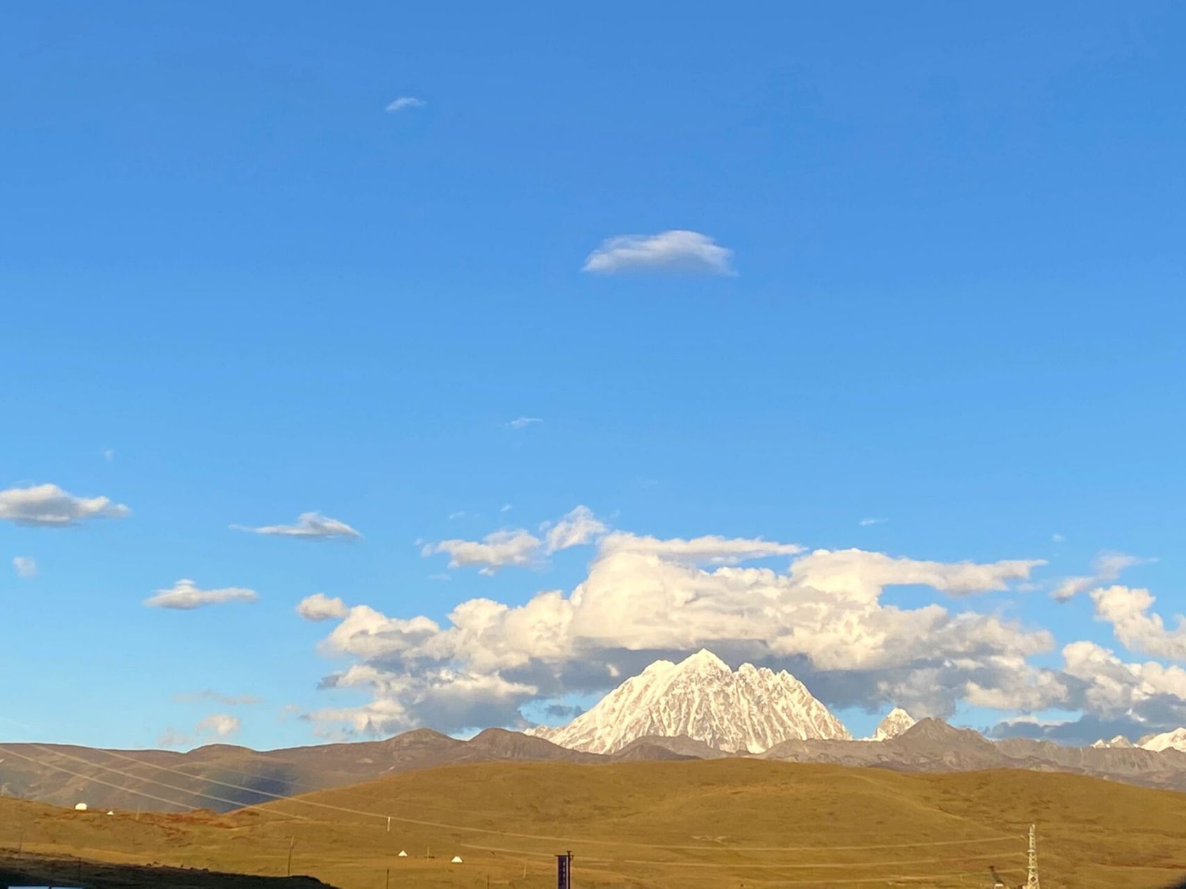 雅拉雪山-云绕亚拉-雅拉雪山观景台 雅拉雪山观景台——雅拉雪山垭口