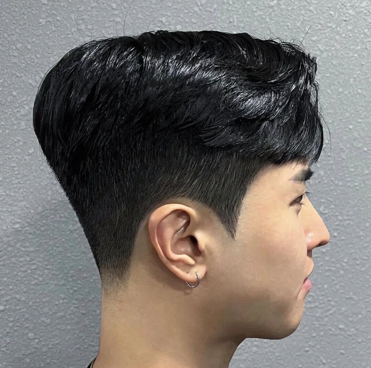 高后脑勺的几款发型,这个夏天就这么选吧 后脑勺很饱满的剪法,适合后