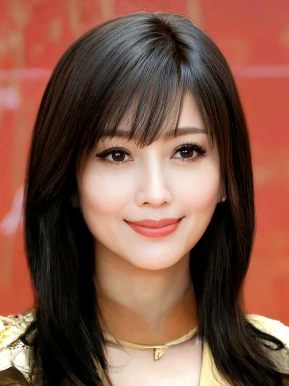 赵雅芝年轻40岁,赢麻了!