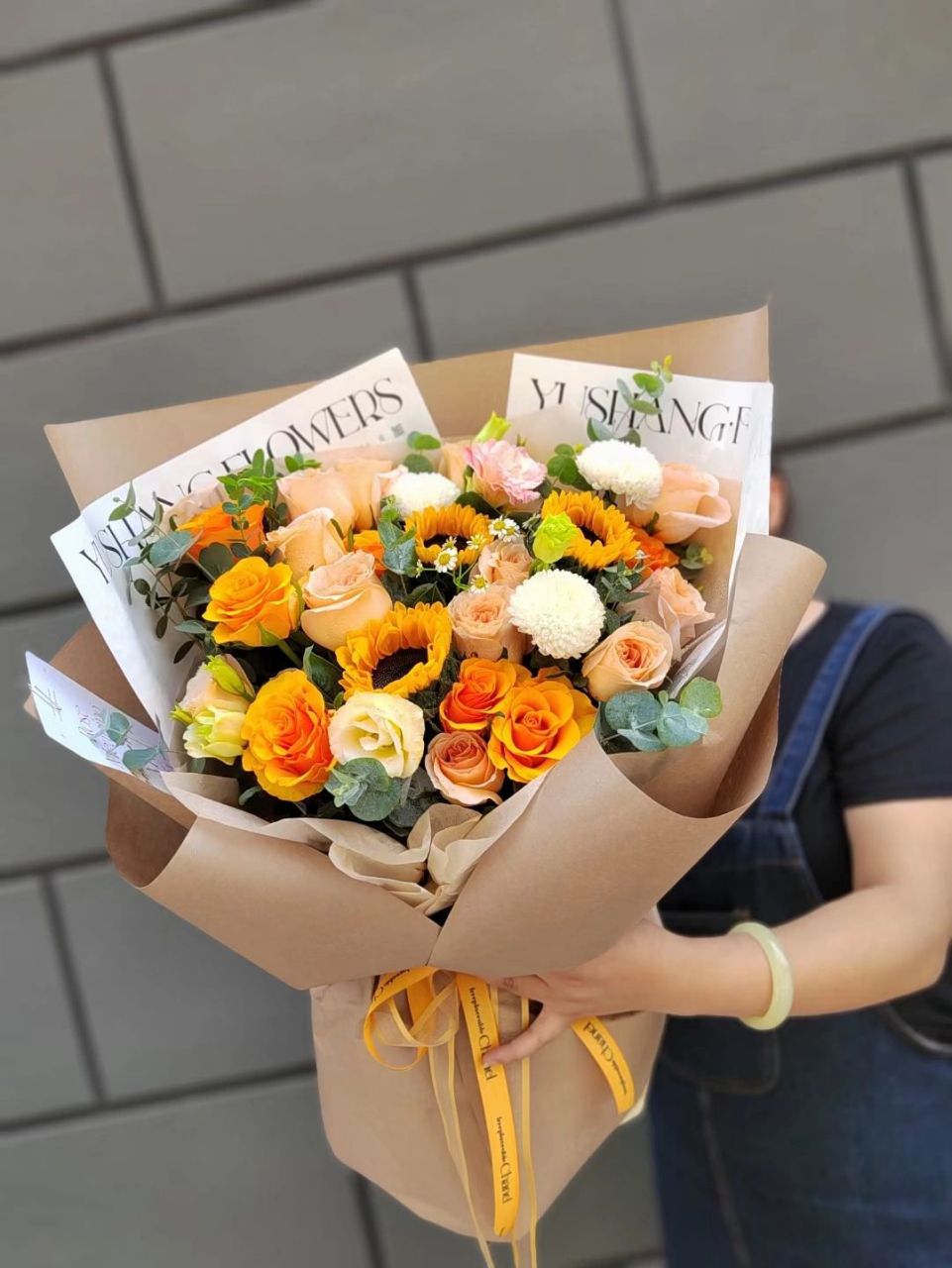 毕业季花礼送老师的花束一款很百搭的花束 毕业季花礼,最近点单叫高的