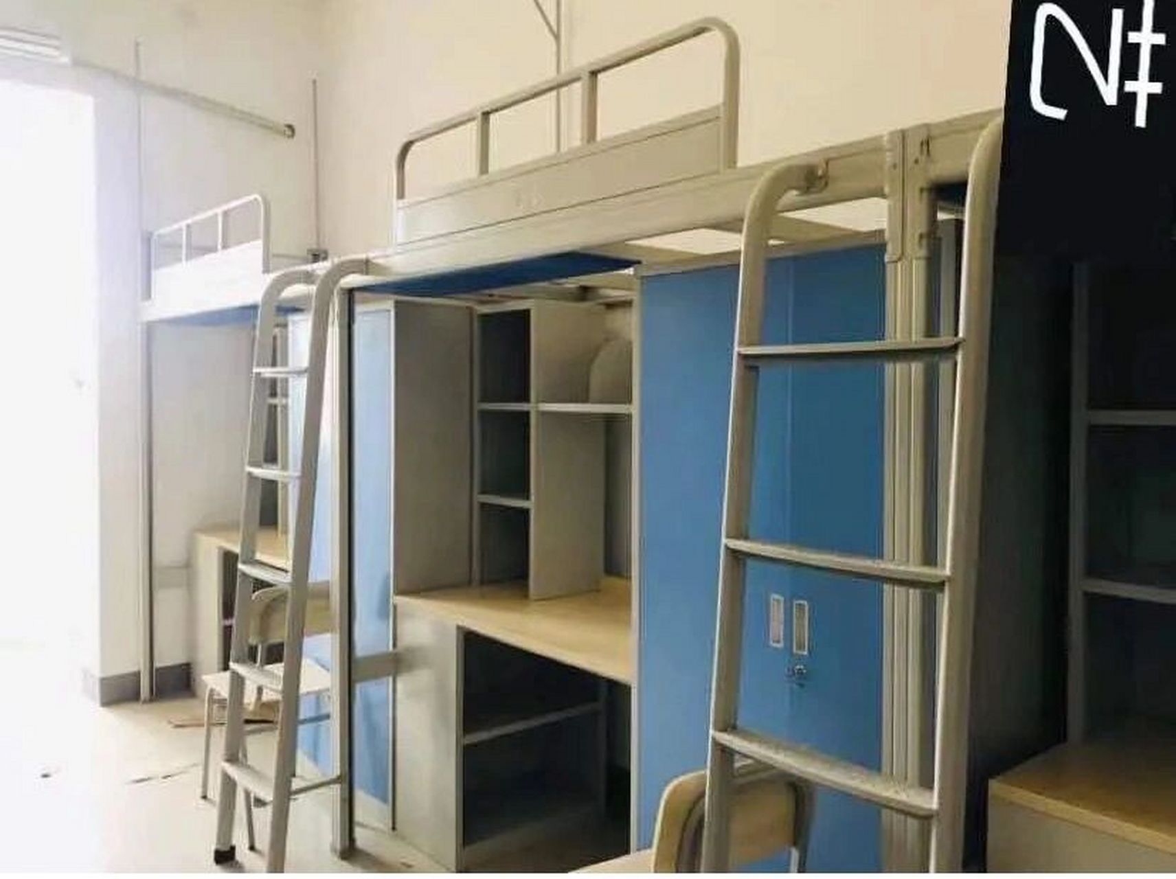 学院08 南阳农业职业学院,公办大专院校,占地一千多亩, 宿舍上床下