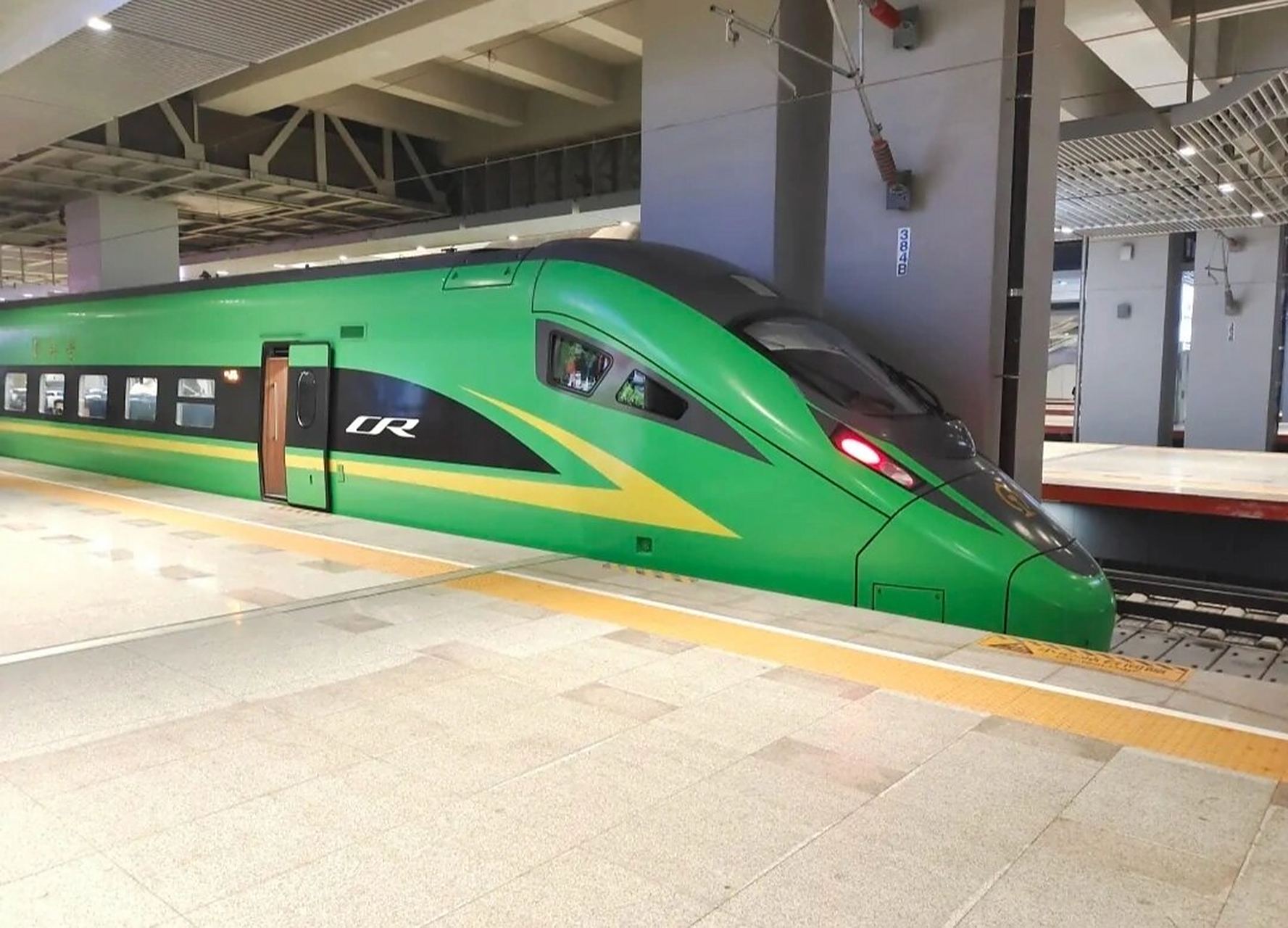 cr200j 一分钟了解绿巨人 复兴号cr200j型电力动车组 复兴号cr200j型