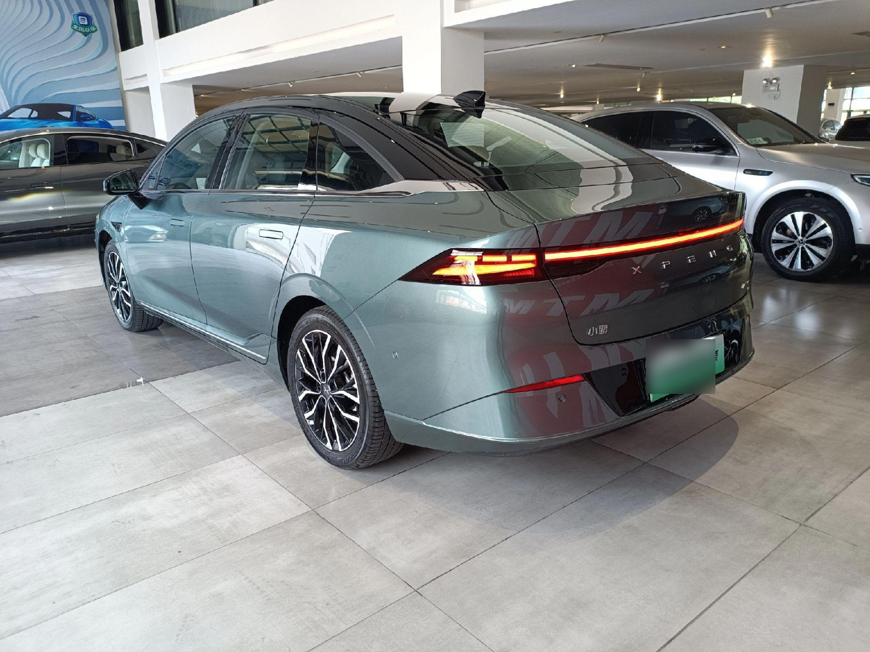 69万,小鹏汽车 p5 2022款 460e ,2023年11月上牌,行驶0.