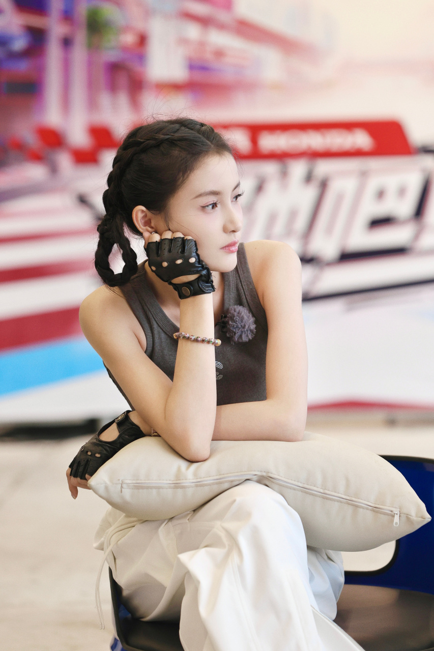 林小宅超话 9415#林小宅飞驰吧少年2#   优秀后勤林小宅 已上线