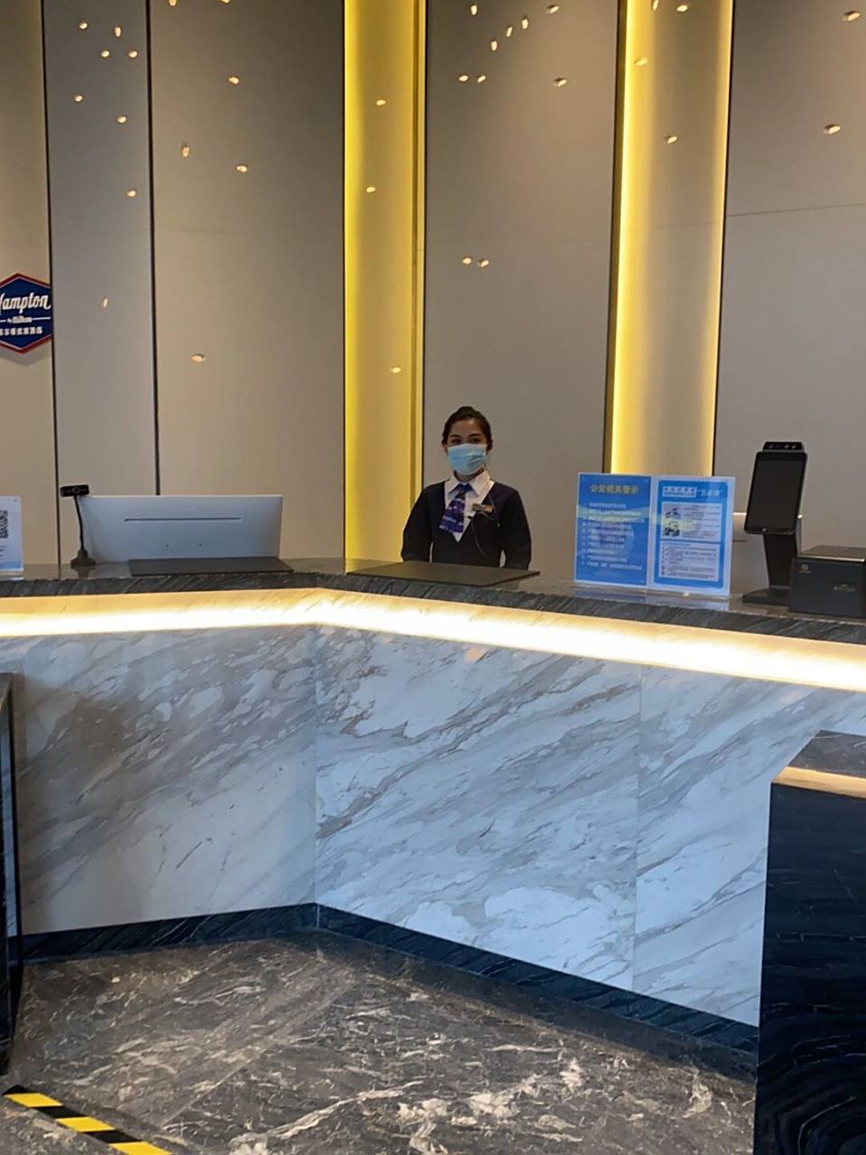 酒店前台工作好做吗?