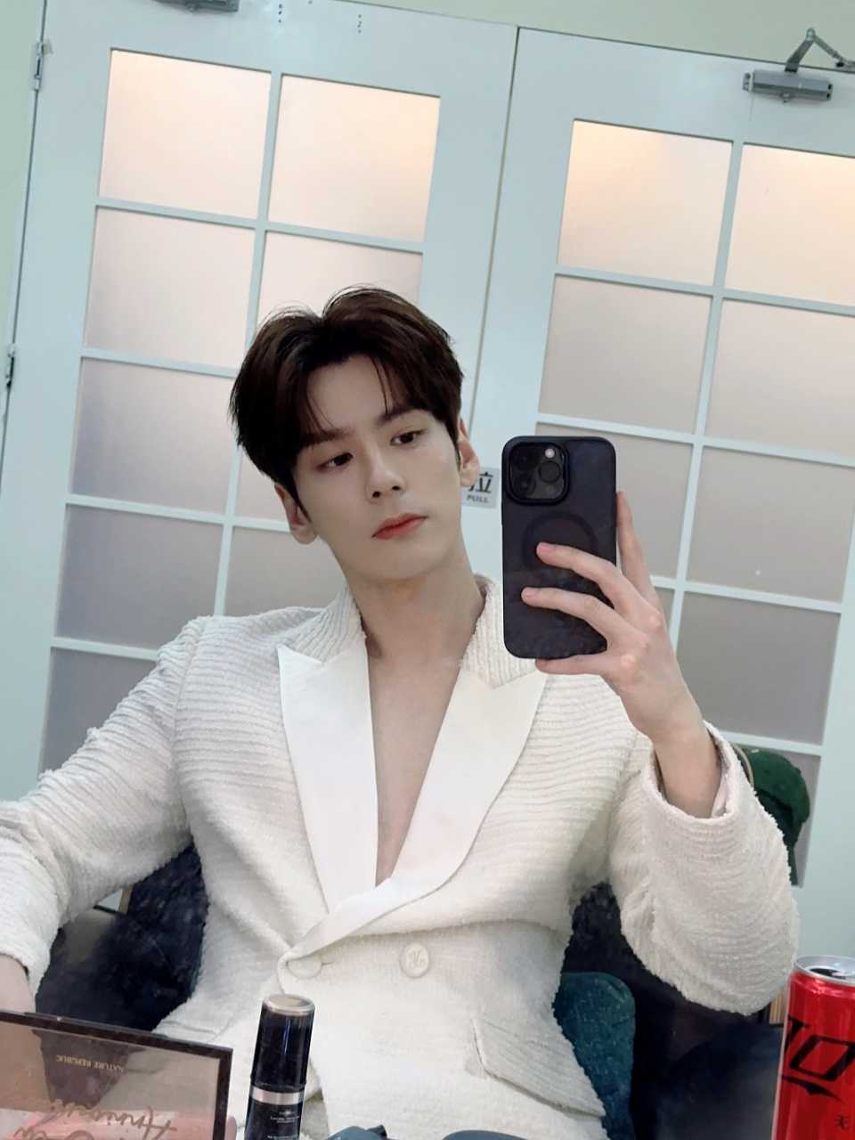 我出图 文案交给你们了[握手]今天weisday#魏哲鸣