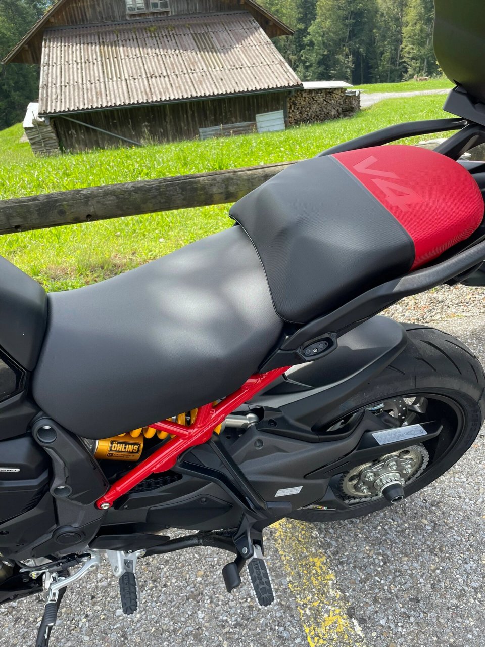 杜卡迪 派克峰 multistradav4 pikes peak