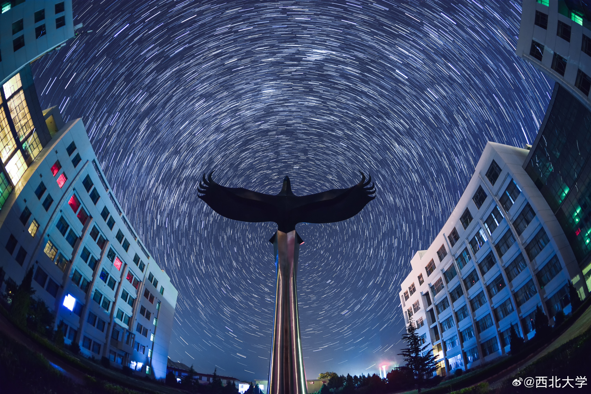 兰州大学114周年校庆# 天山贺兰,格致逸夫,毓秀湖畔英才出; 秦岭缆刎