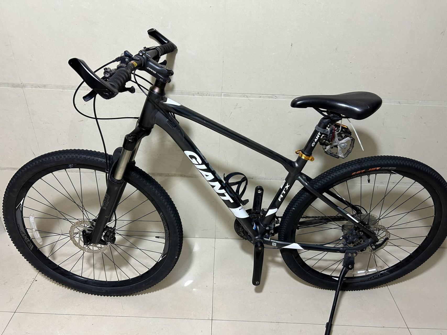 捷安特atx860.30速喜玛诺变速,喜玛诺油碟,27.5轮组s码车架