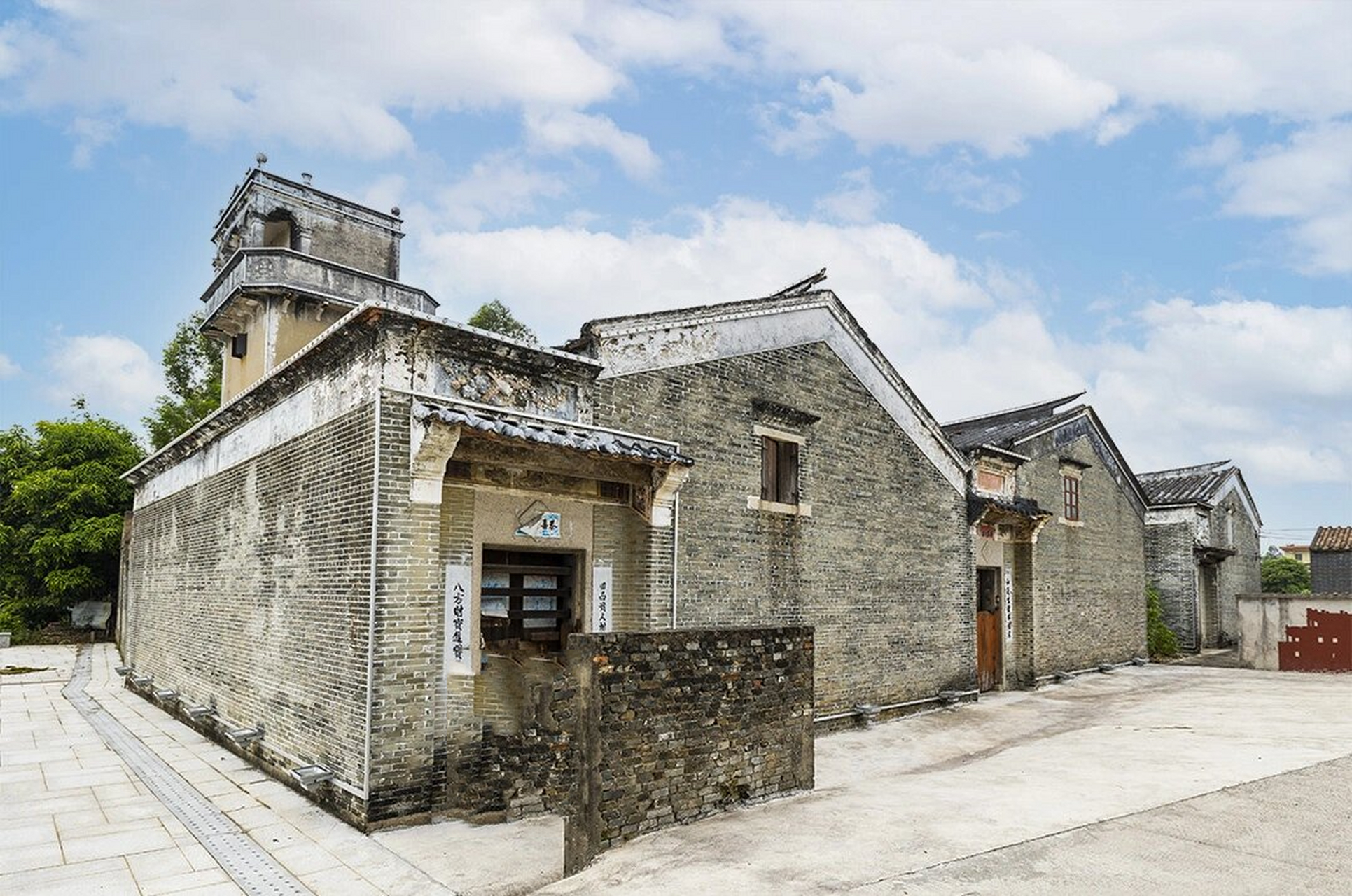 一个村子竟拥有37栋碉楼 藜塘村位于广东省江门市恩平市君堂镇东部,被