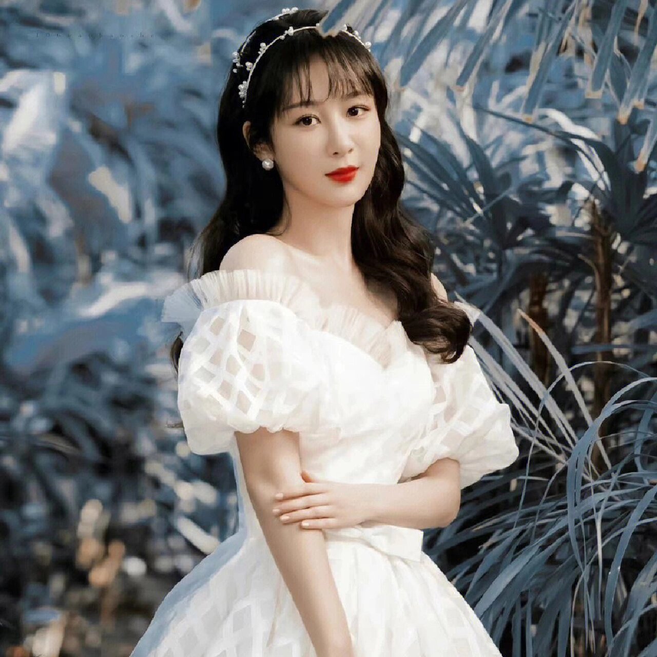 杨紫绝美氛围感头像 紫米们福利来了!