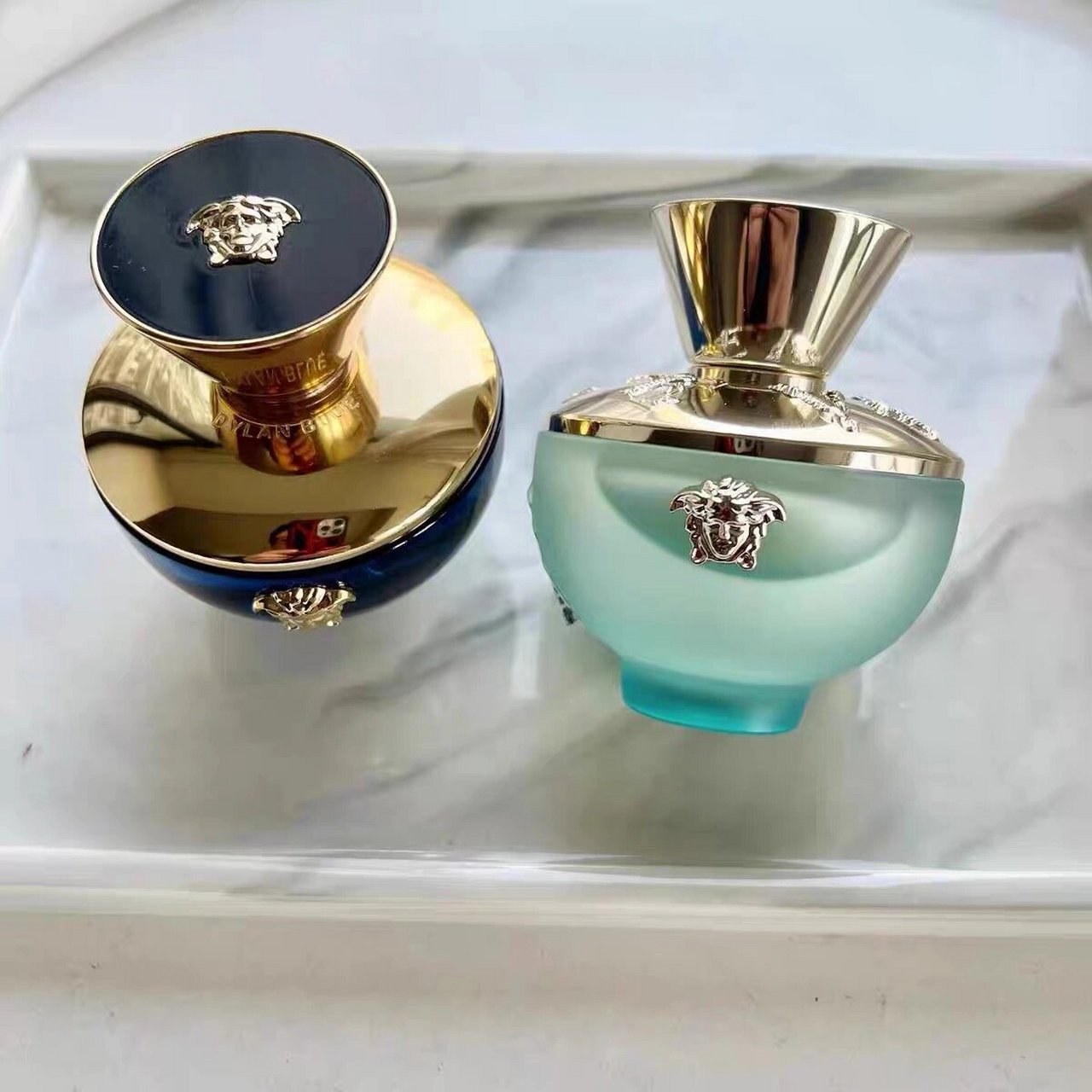 迪伦女跟半岛记忆女 范思哲迪伦女士香水 浓香  香调:花果香调; 前调