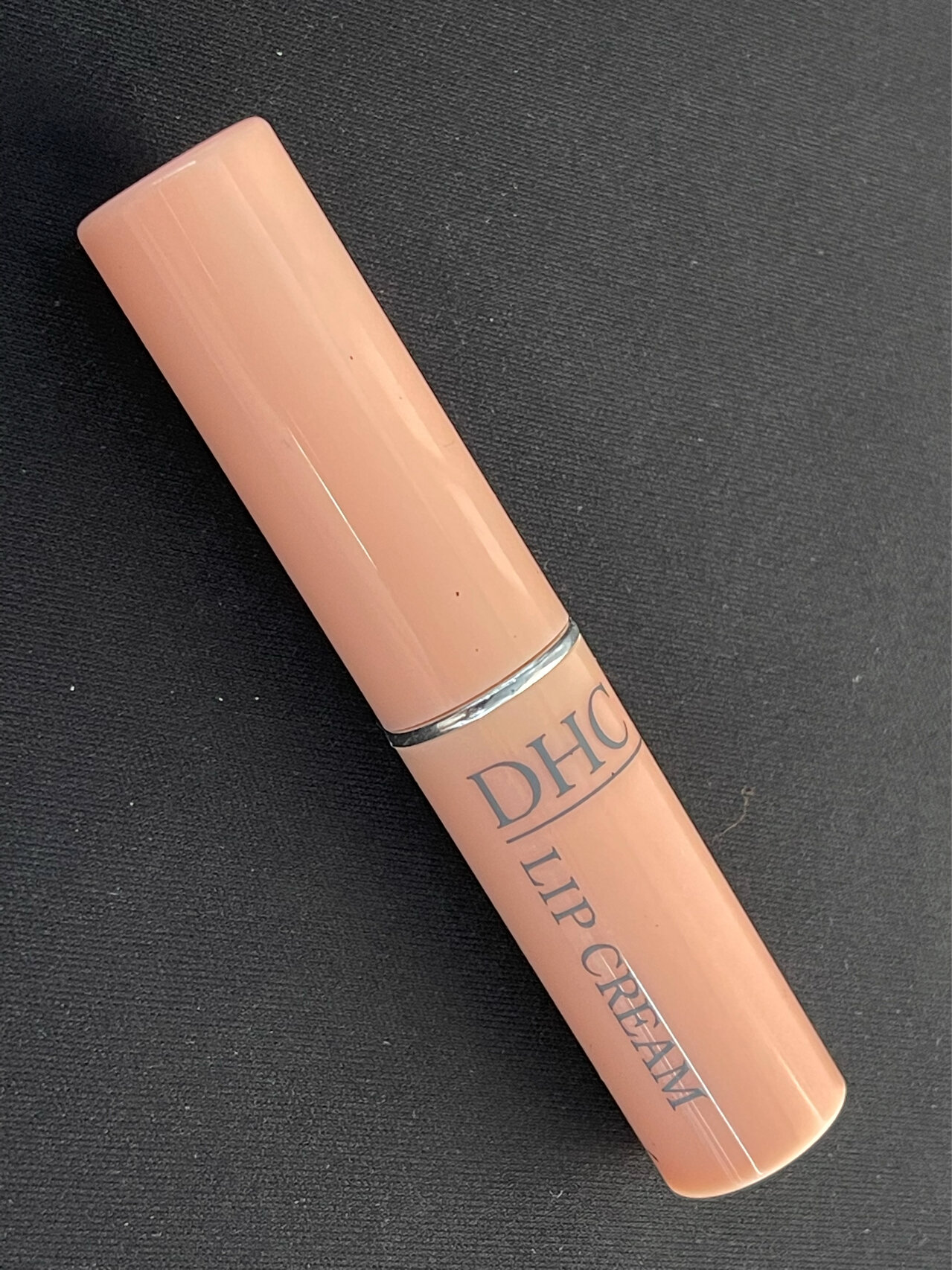 dhc唇膏会引起唇炎吗?姐妹们?