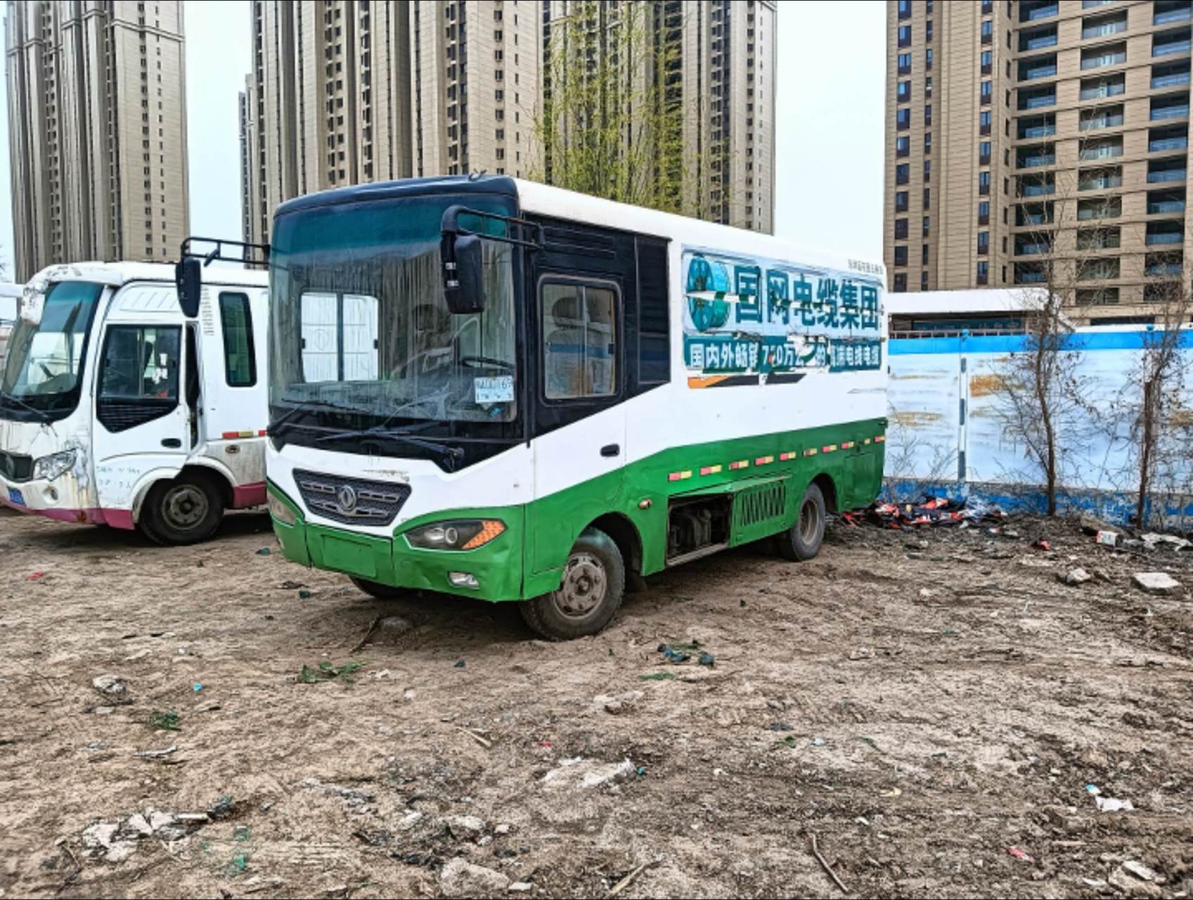 东风莲花中巴货车市区不限行.17年国五东风莲花