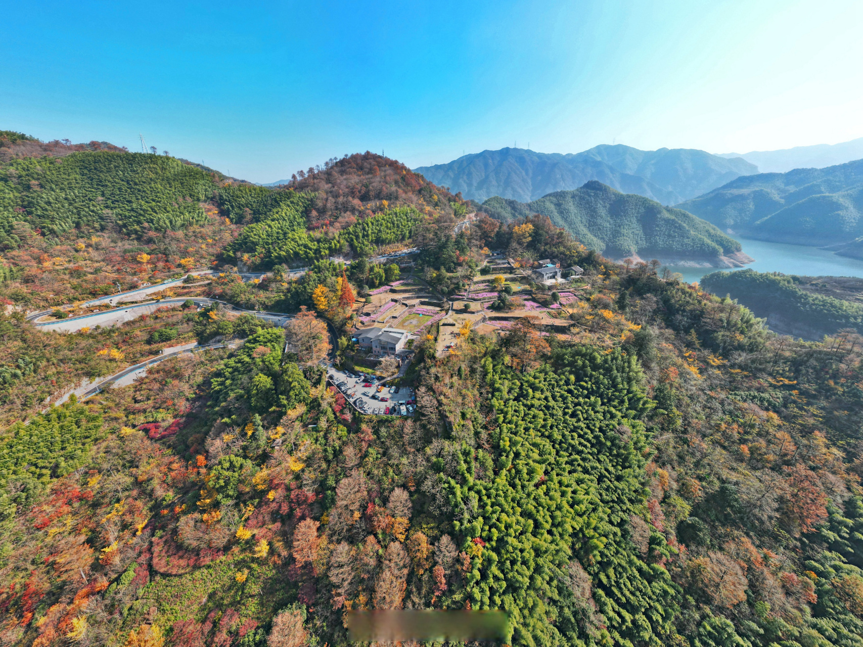 【"醉"美茅镬】#美丽宁波# 欣赏秋冬里的七彩四明山,宁波海曙区章水镇