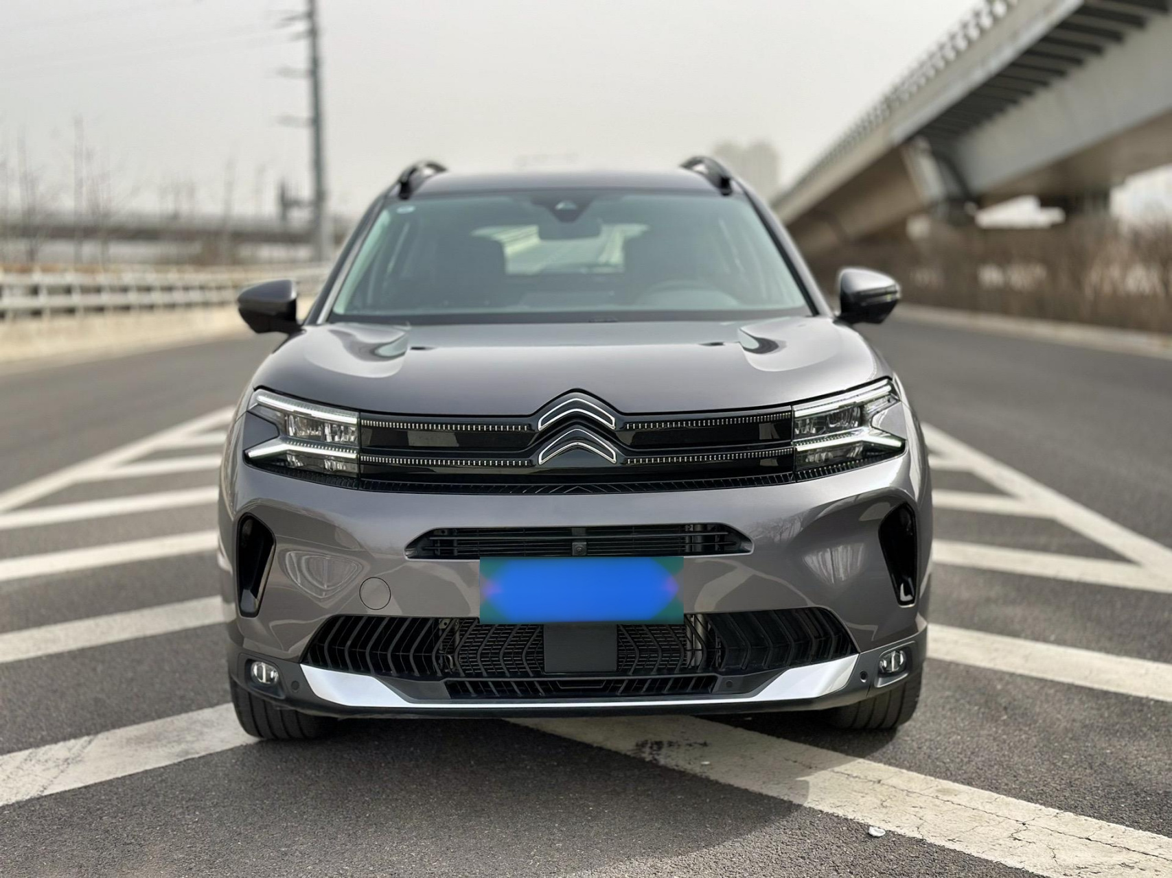 雪铁龙天逸c5  23年出厂12月上牌,全车原车漆,3000km,准新一台,新车