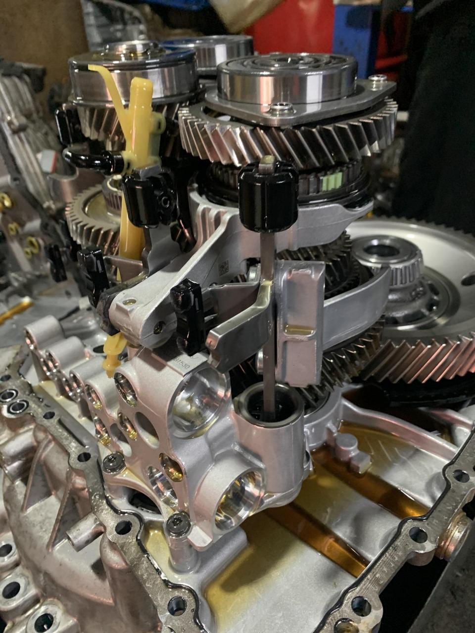 长城vv6双离合器变速箱分解图