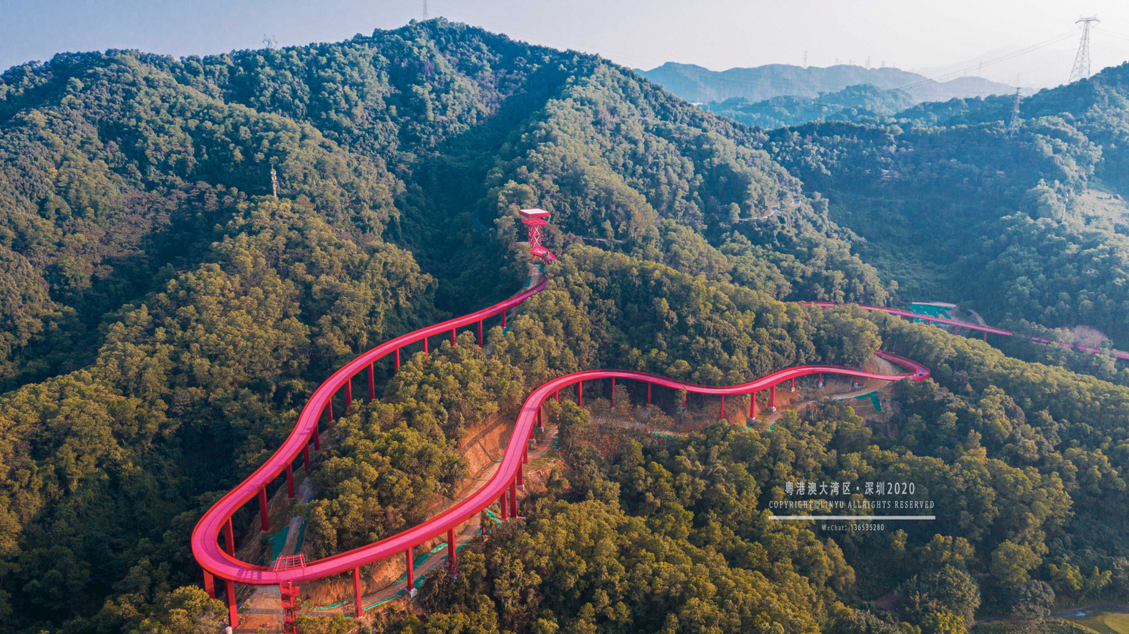 红飘带——光明虹桥公园 依托强大的湖泊山林等蓝绿生态优势,因地制宜