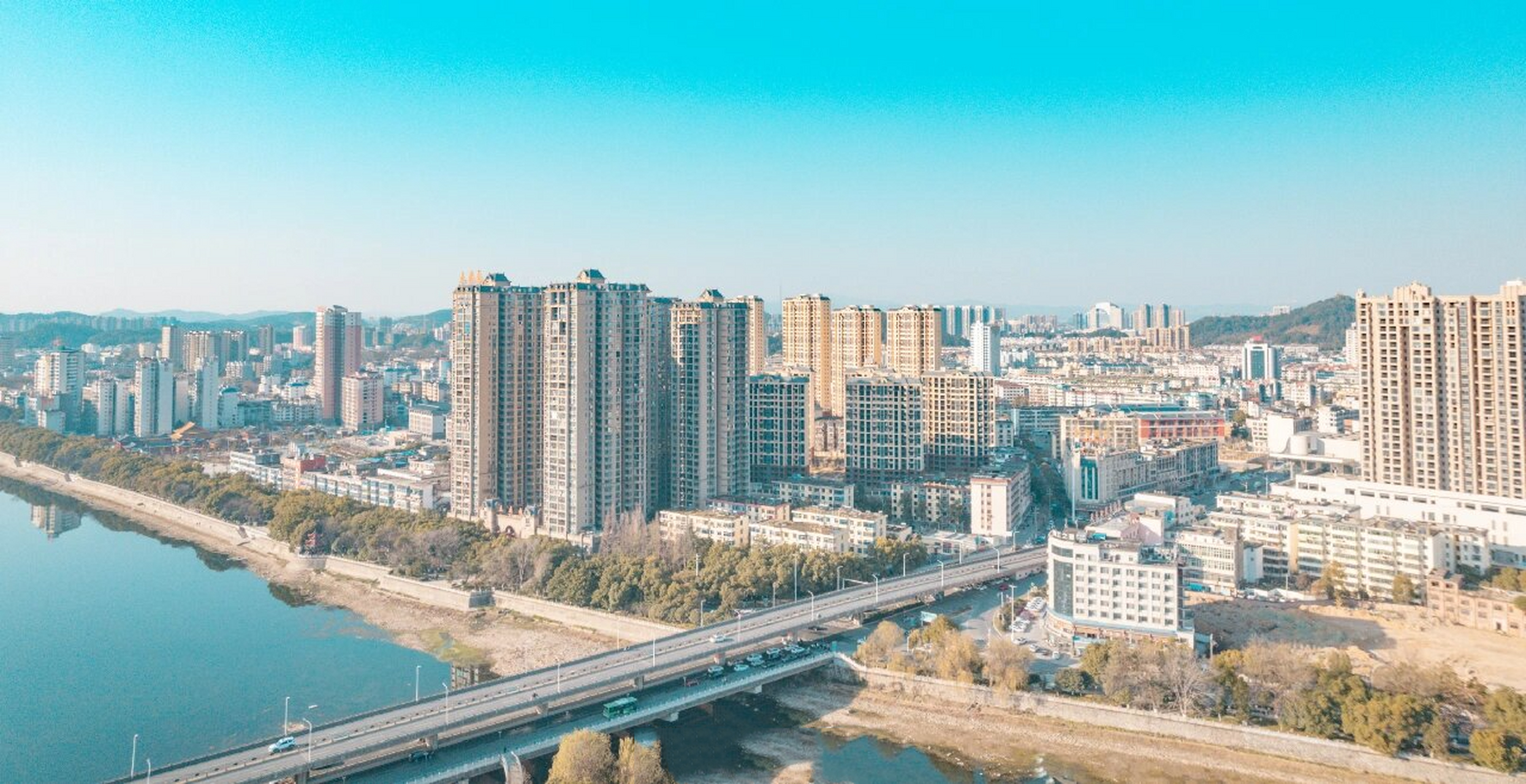 宜春航拍 希望下次回来 两岸的古城能全部建成