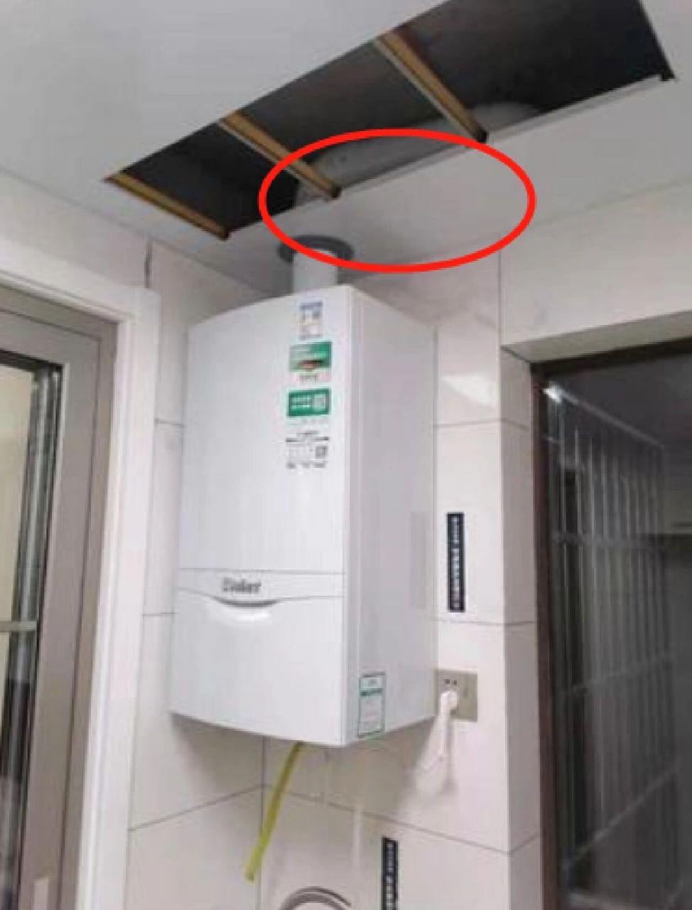 地暖壁挂炉安装需要注意事项! 一,壁挂炉烟管内外径介绍: 烟管内径是